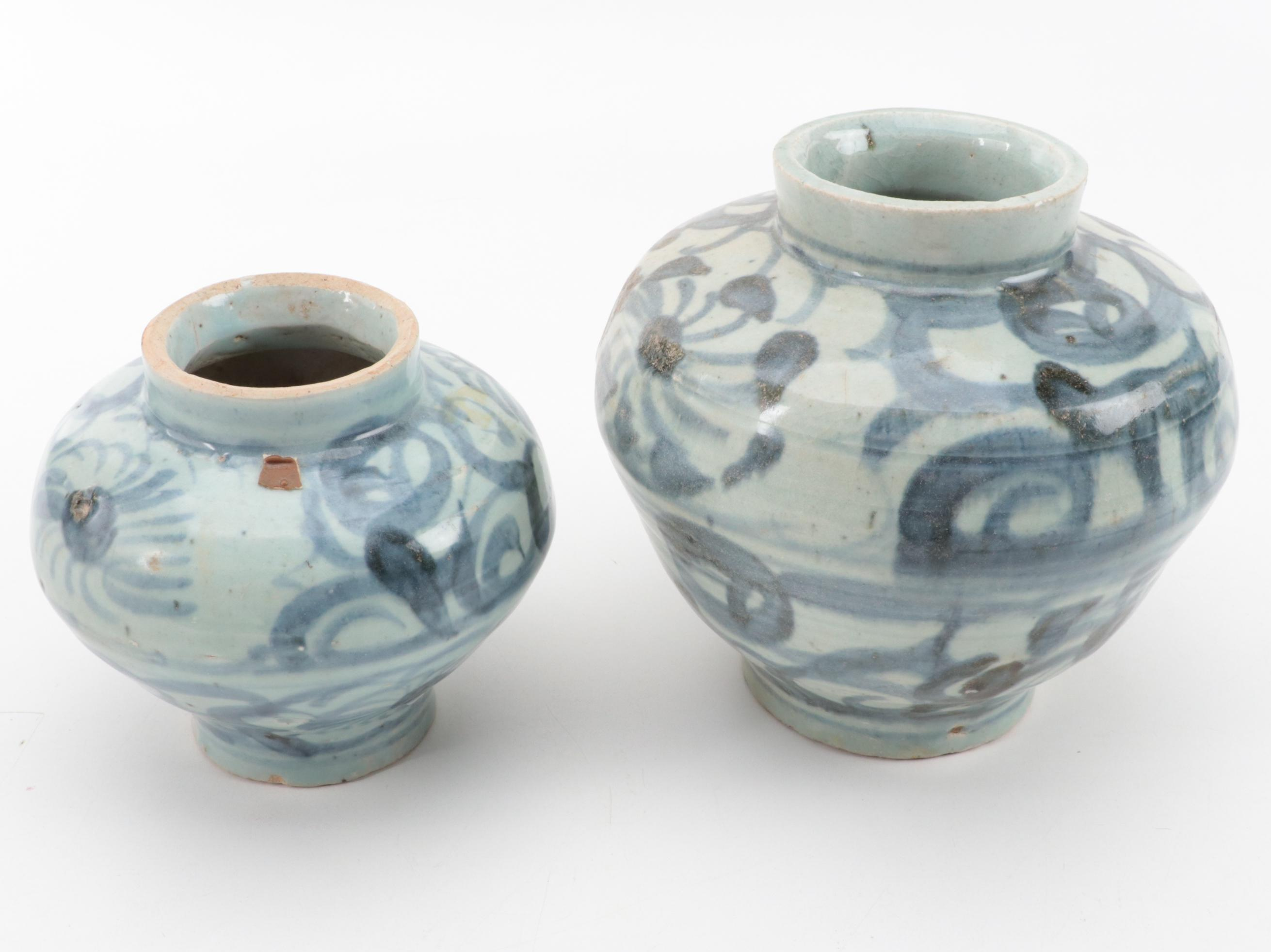 Chinese Swatow Zhangzhou Ware Porcelain Jarlets, Antique