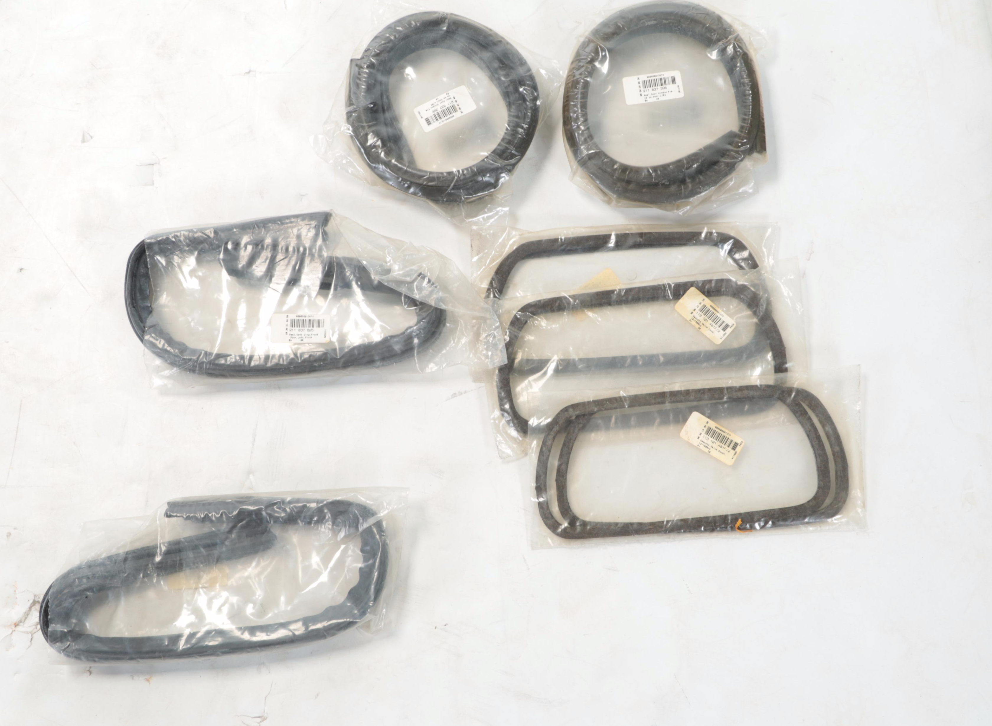 Parts Collection for 1965 Volkswagen "Samba" 21-Window Bus