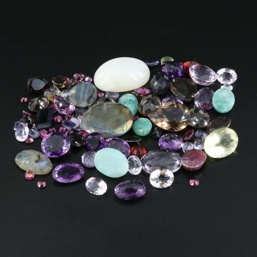 Loose Gemstones Including Iolite, Amethyst and Labradorite