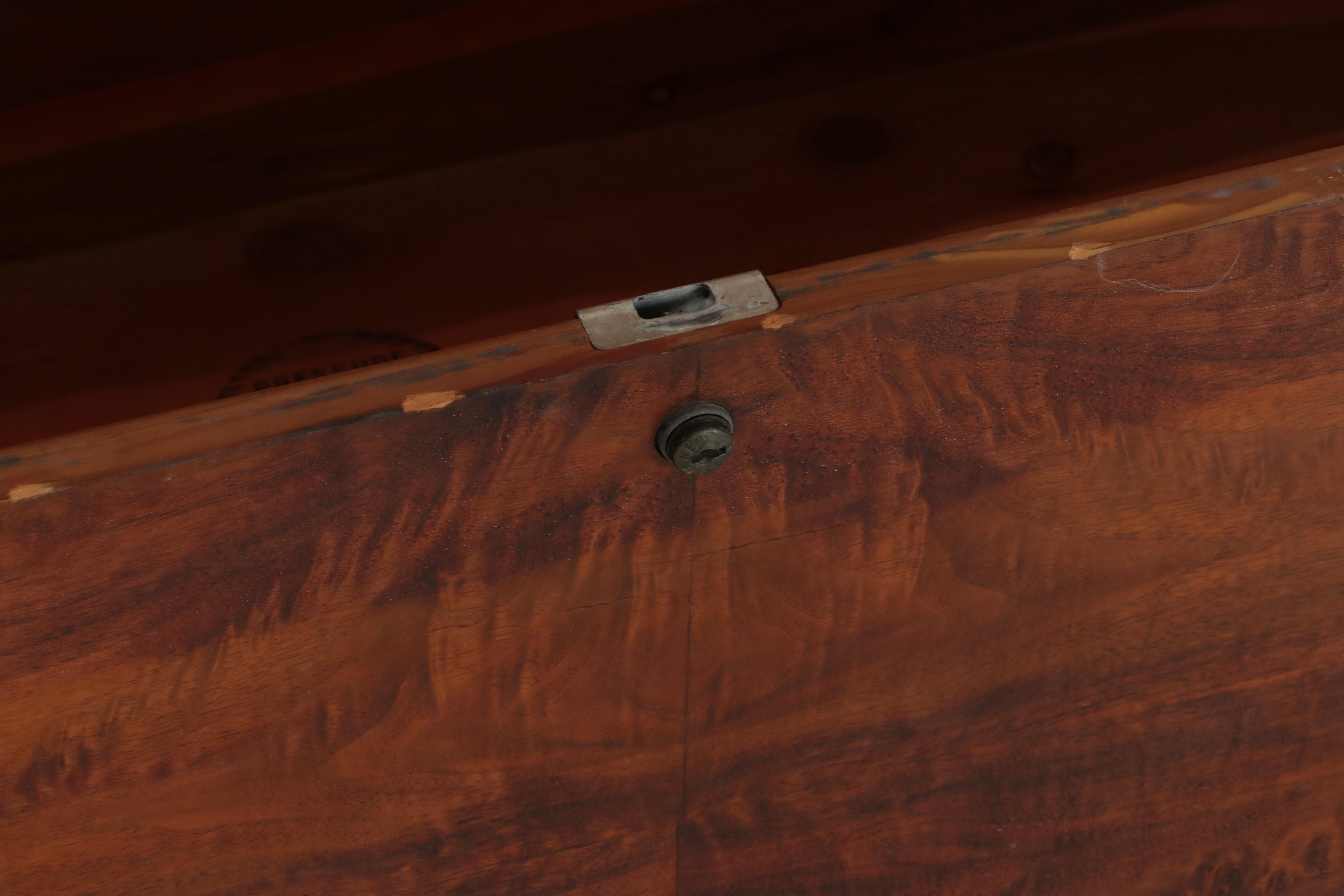 Lane "Aroma-Tite" Art Deco Mahogany-Veneered Cedar Blanket Chest