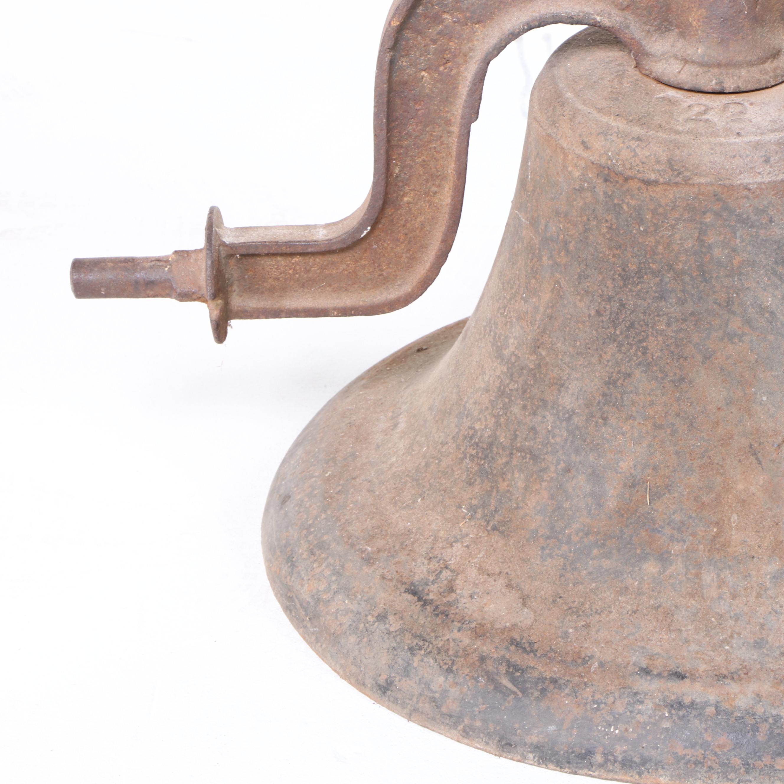 C.S. Bell & Company, Hillsboro, Ohio Cast Iron "22" Bell