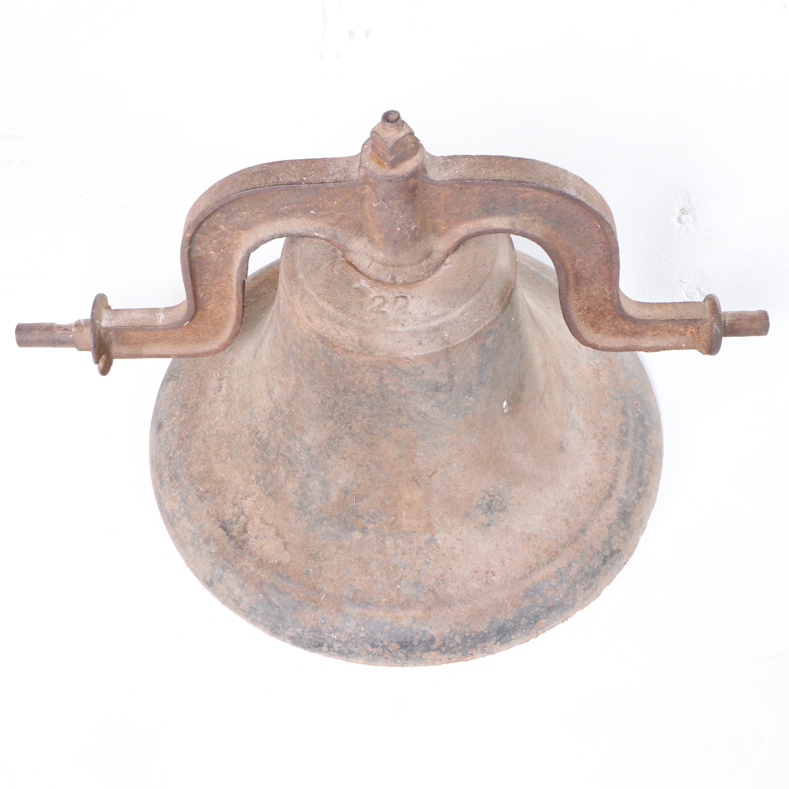 C.S. Bell & Company, Hillsboro, Ohio Cast Iron "22" Bell
