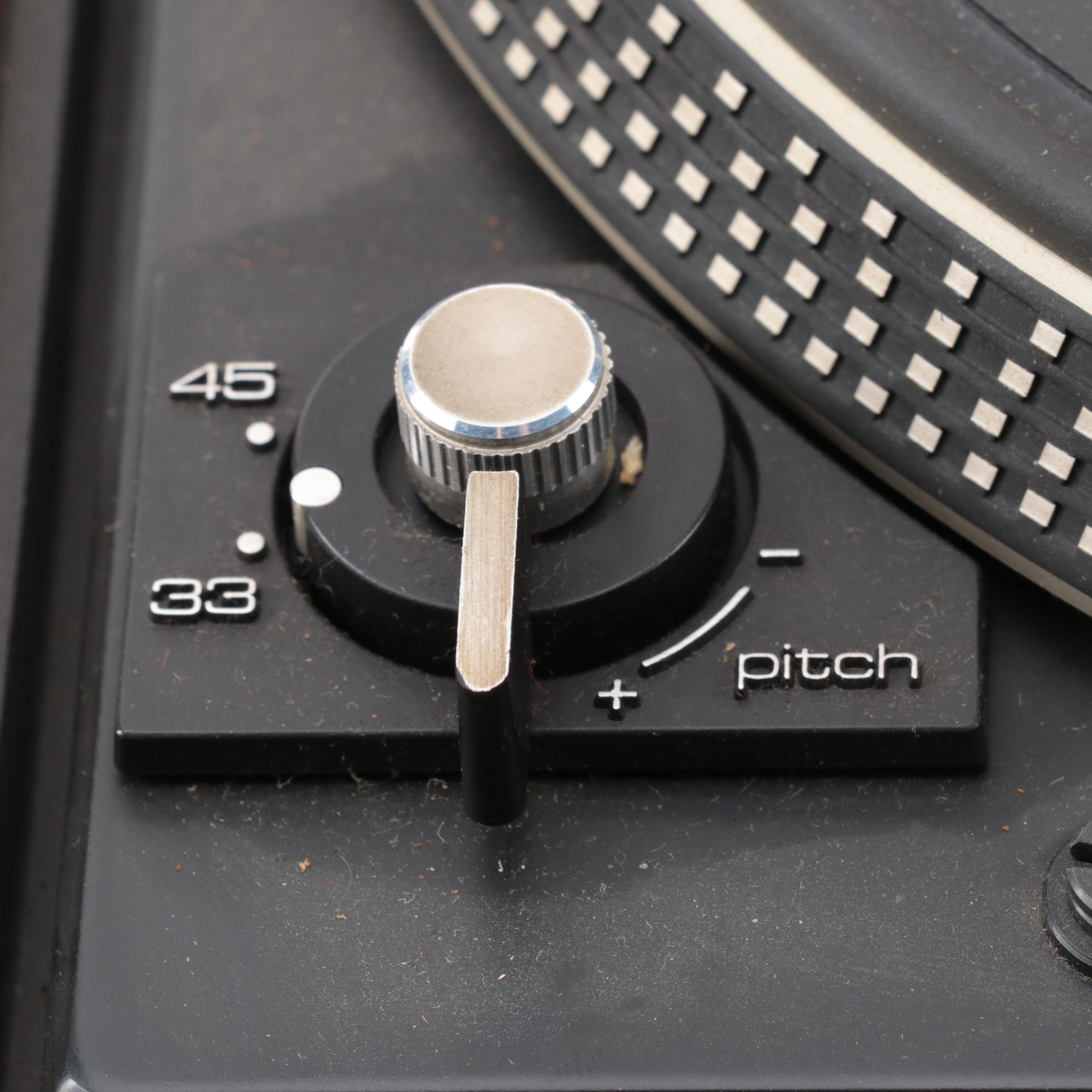 Dual CS 506 2-Speed Belt Drive Turntable Record Player, Late 20th Century