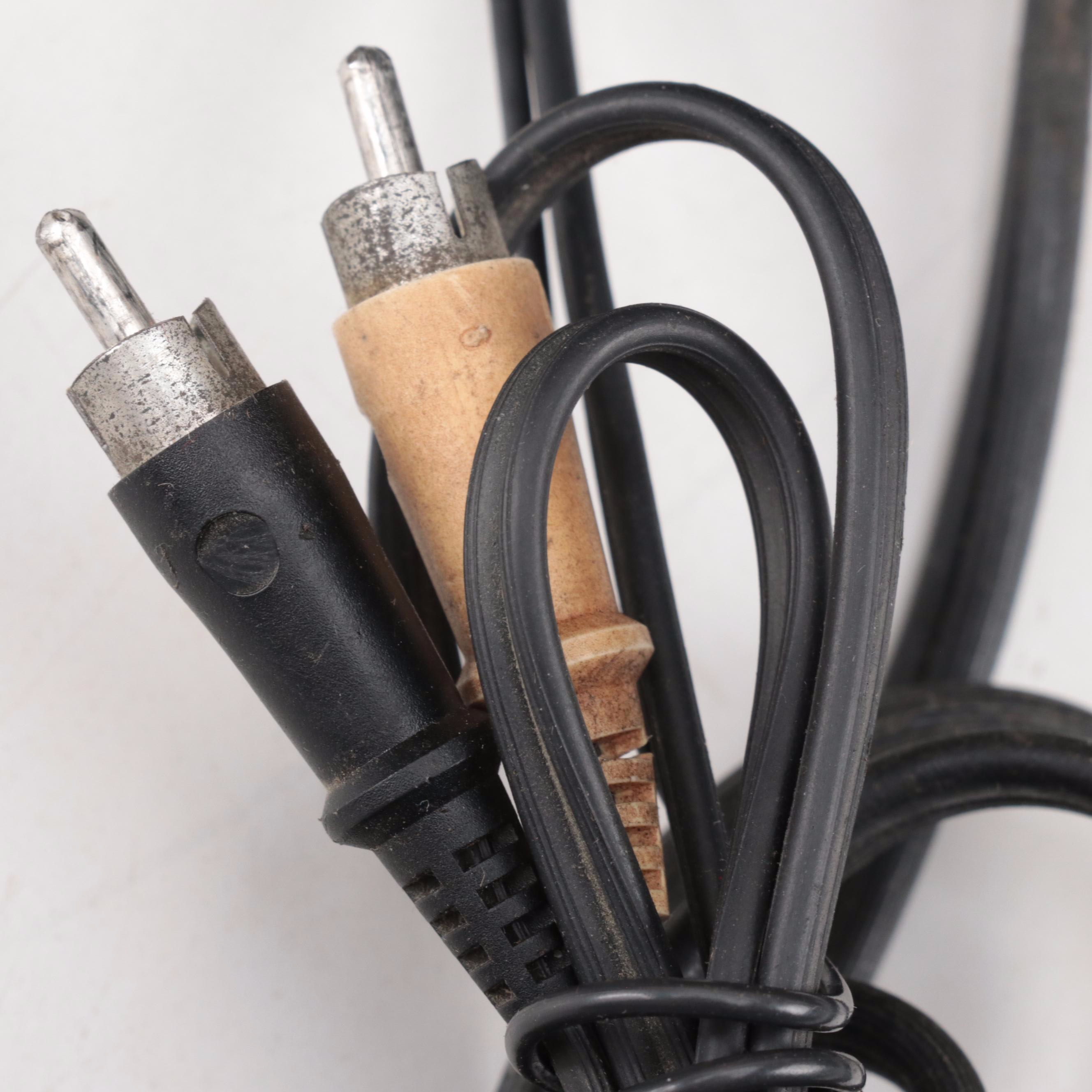 Dual CS 506 2-Speed Belt Drive Turntable Record Player, Late 20th Century