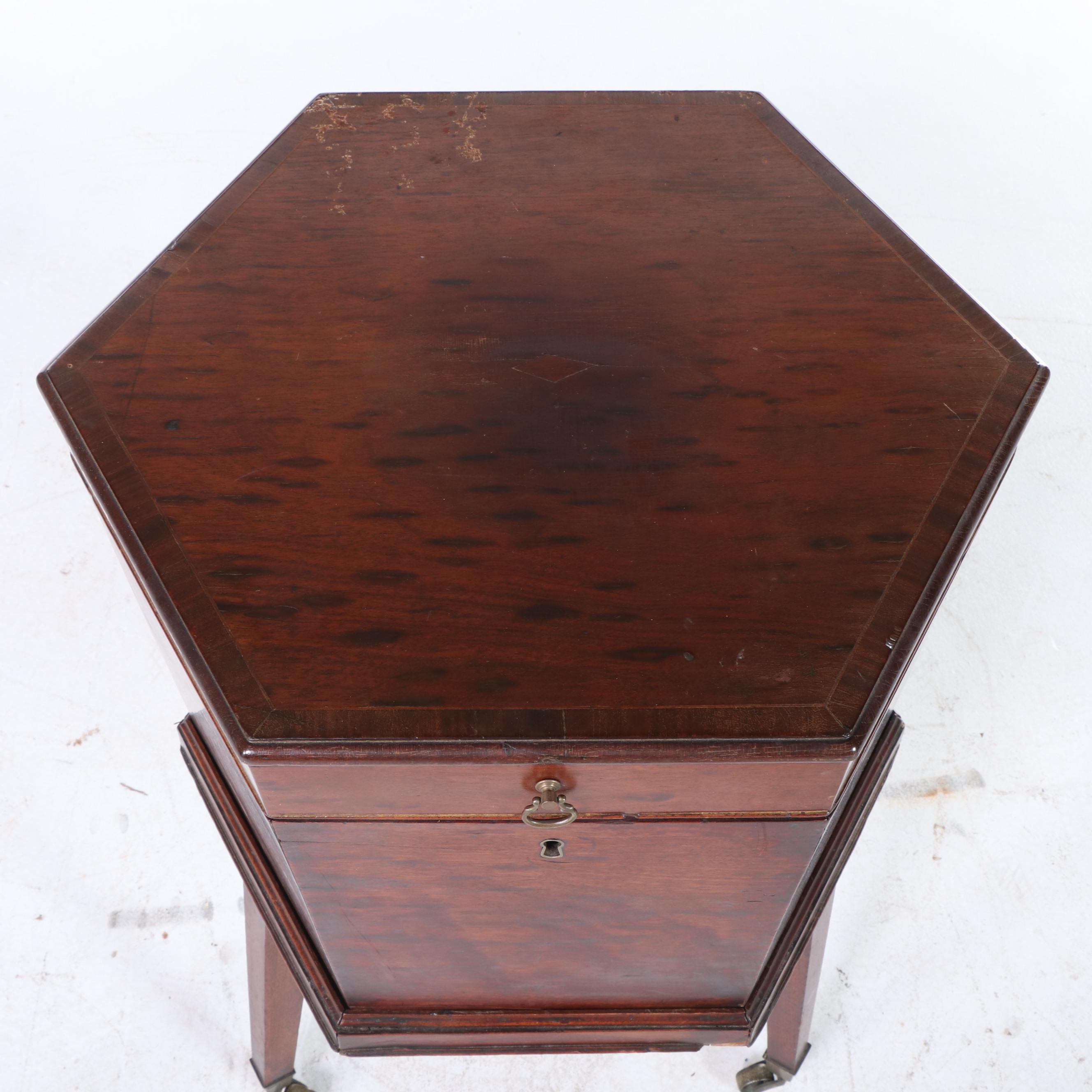 George III Plum Pudding Mahogany Cellarette-on-Stand, circa 1800