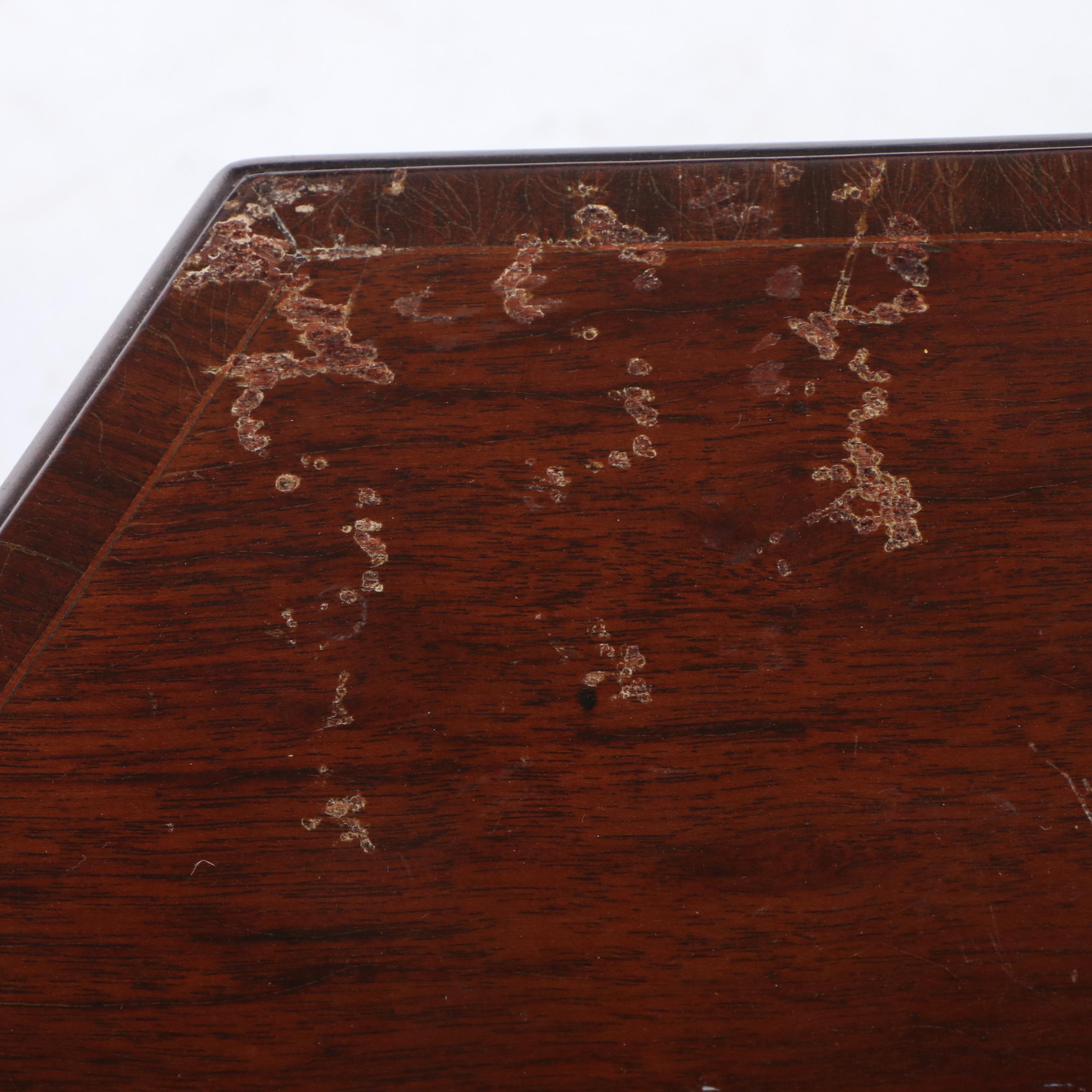 George III Plum Pudding Mahogany Cellarette-on-Stand, circa 1800