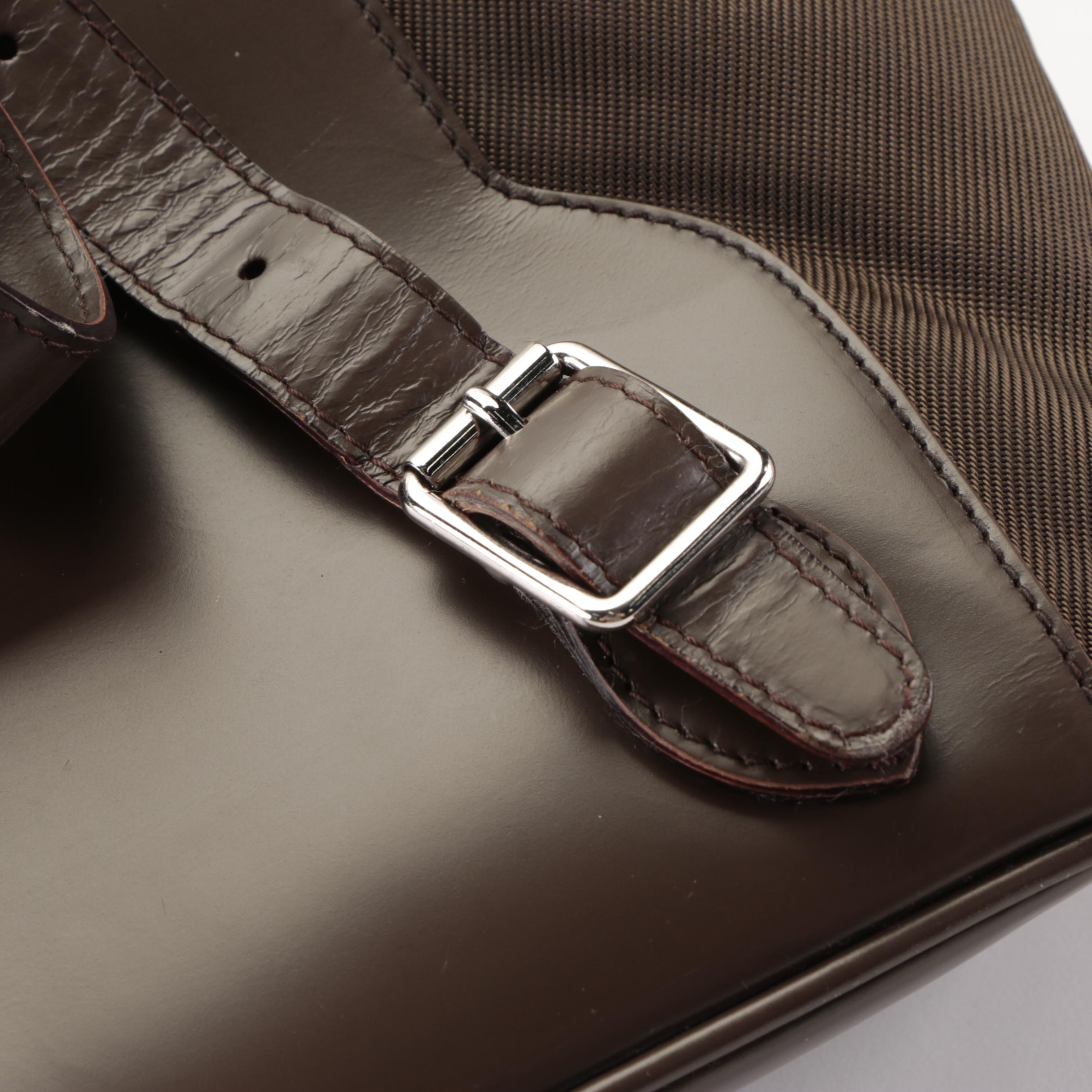 Gucci Bamboo Drawstring Backpack in Brown Nylon and Smooth Leather