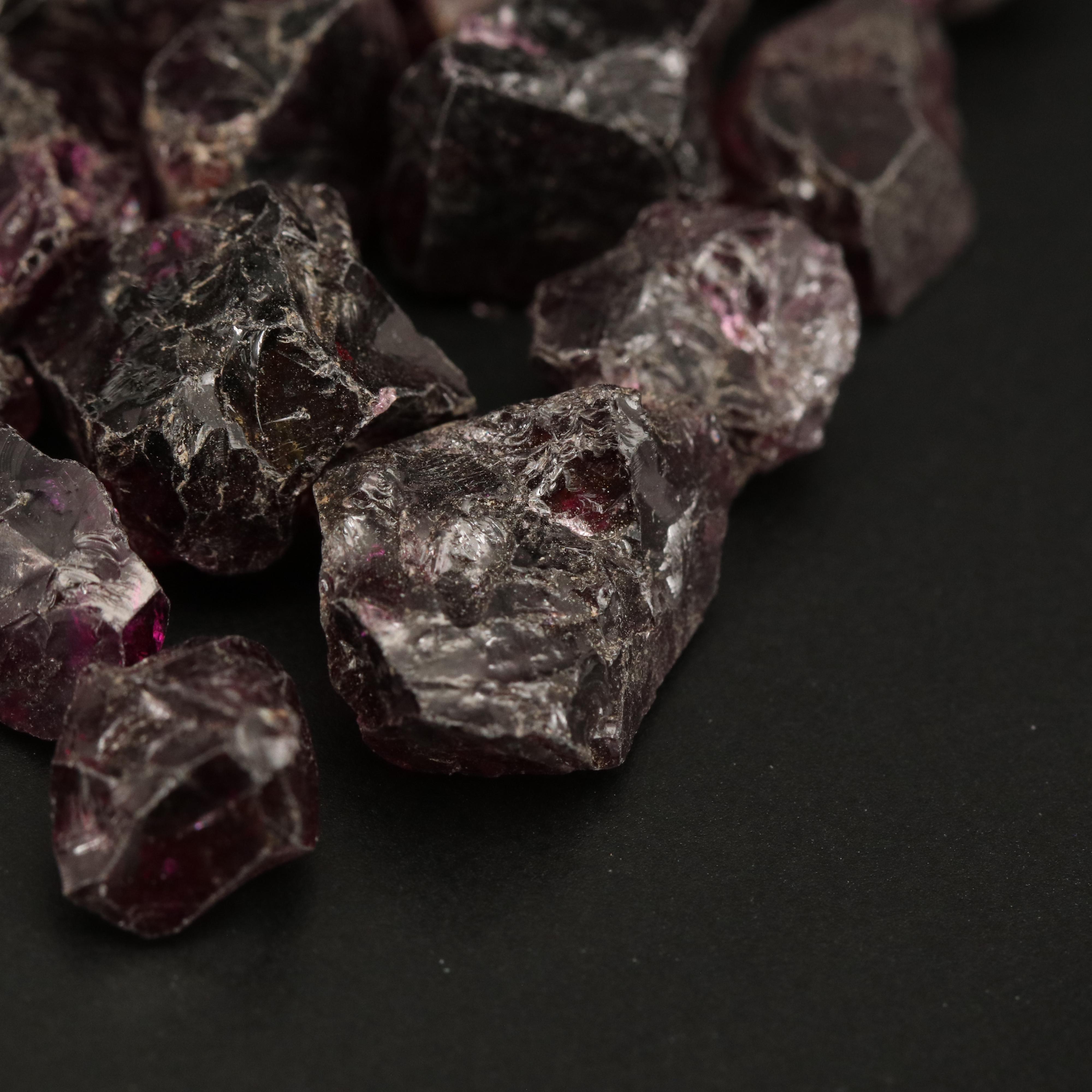 Loose Rough Cut Garnets