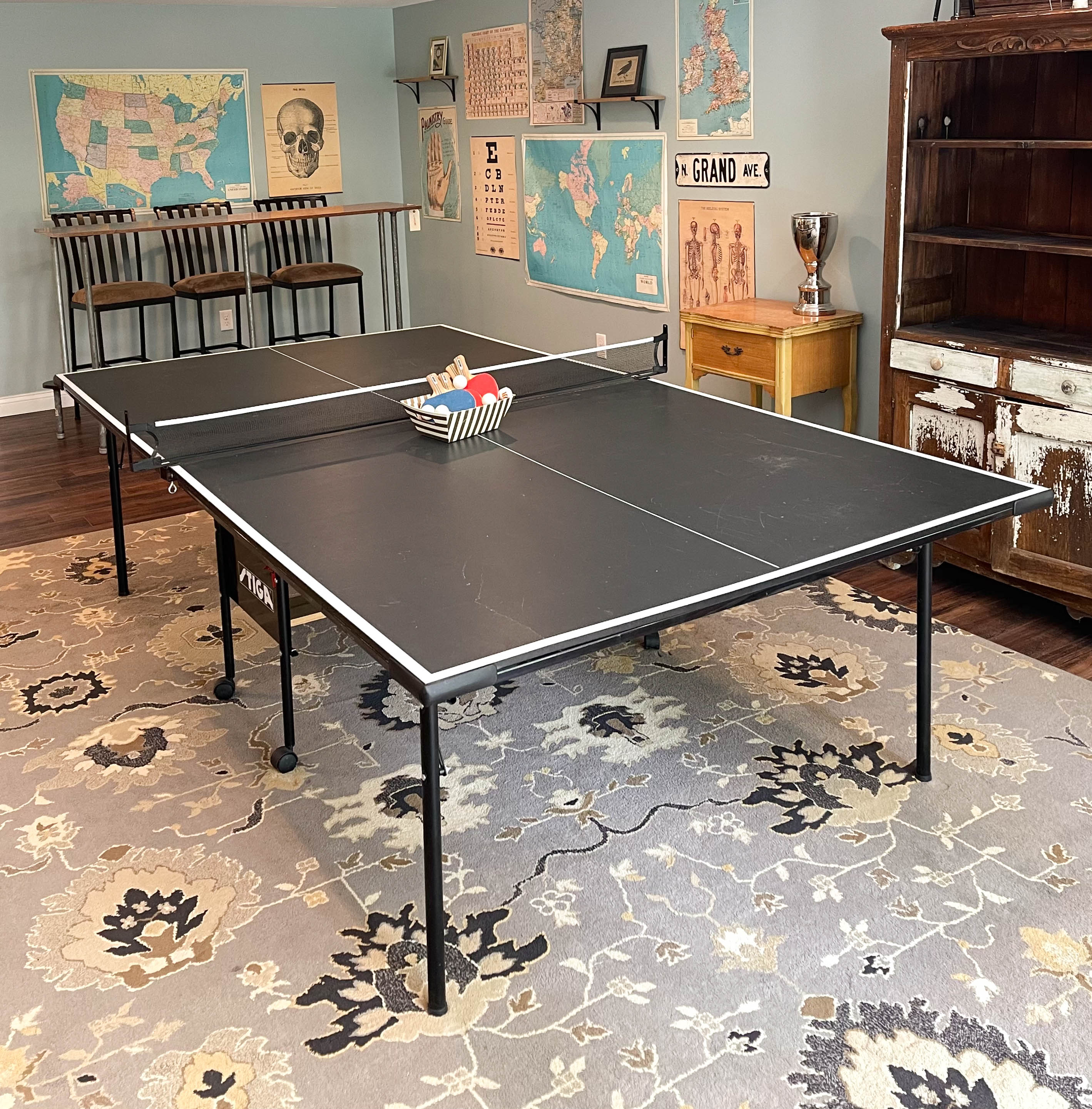 Stiga "Force" Ping Pong Table with Accessories