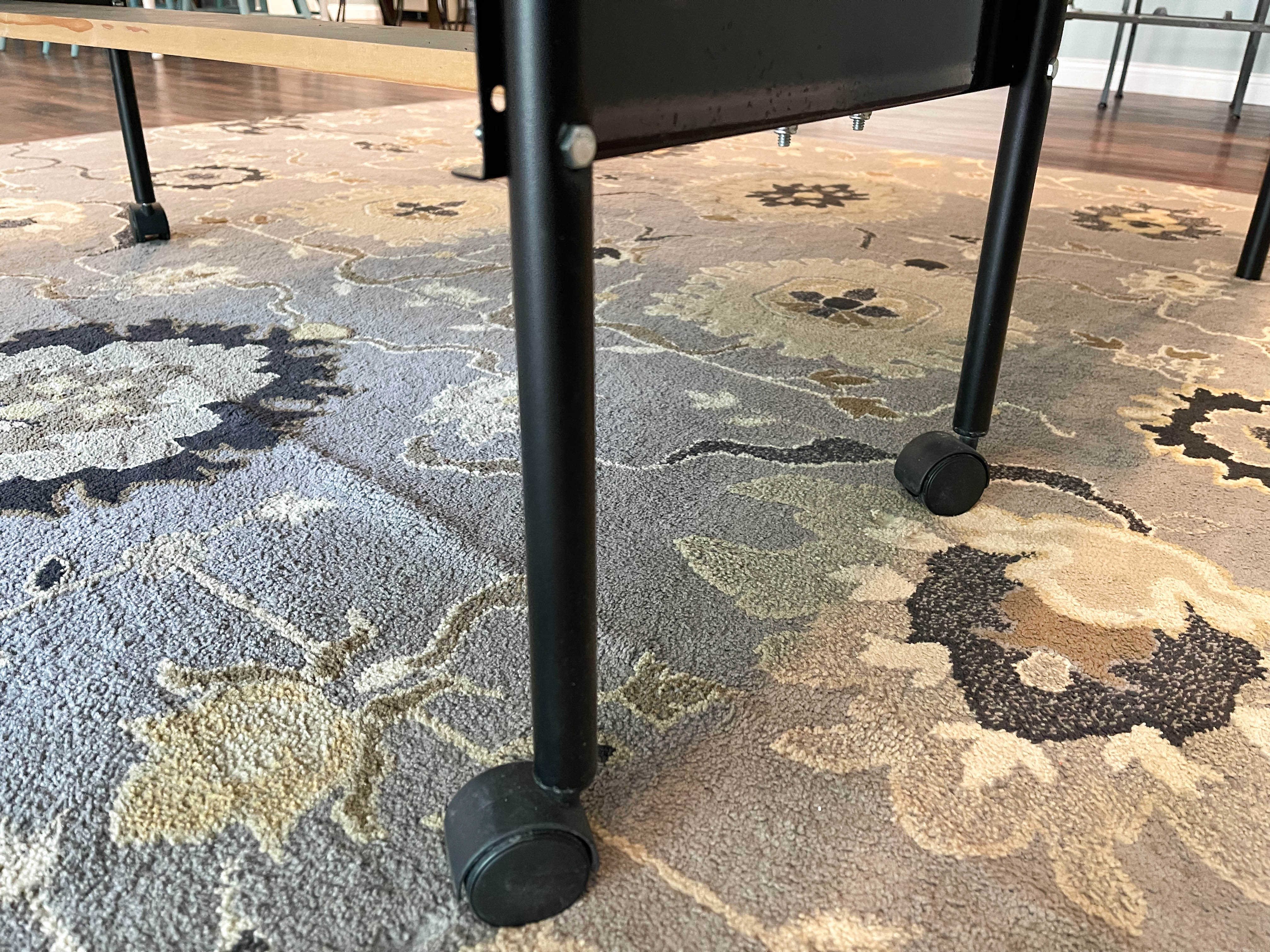 Stiga "Force" Ping Pong Table with Accessories