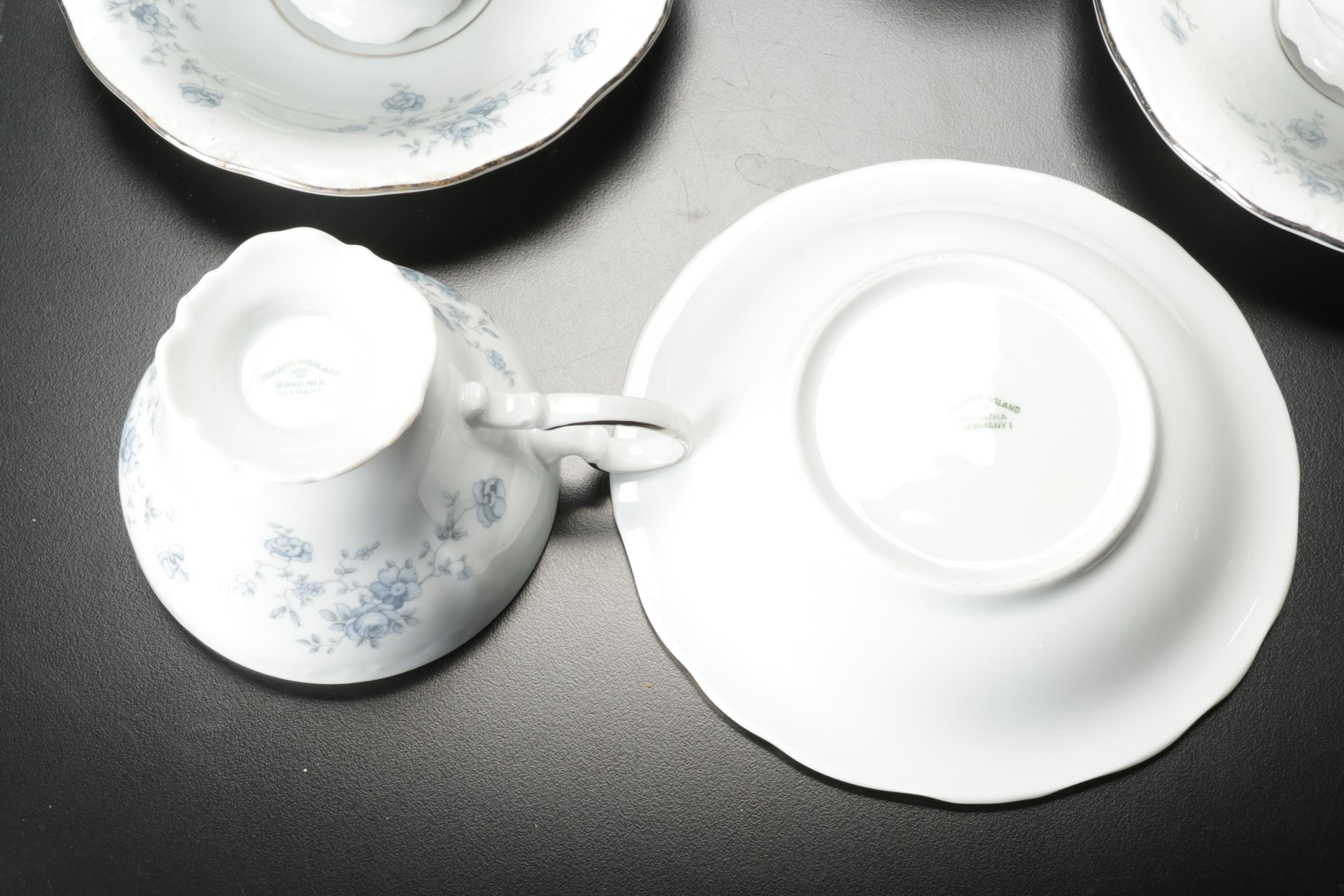 Johann Haviland Bavaria "Blue Garland" Dinnerware, Mid to Late 20th Century