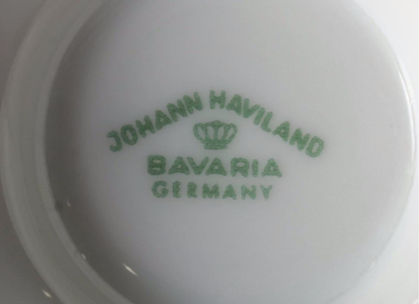 Johann Haviland Bavaria "Blue Garland" Dinnerware, Mid to Late 20th Century