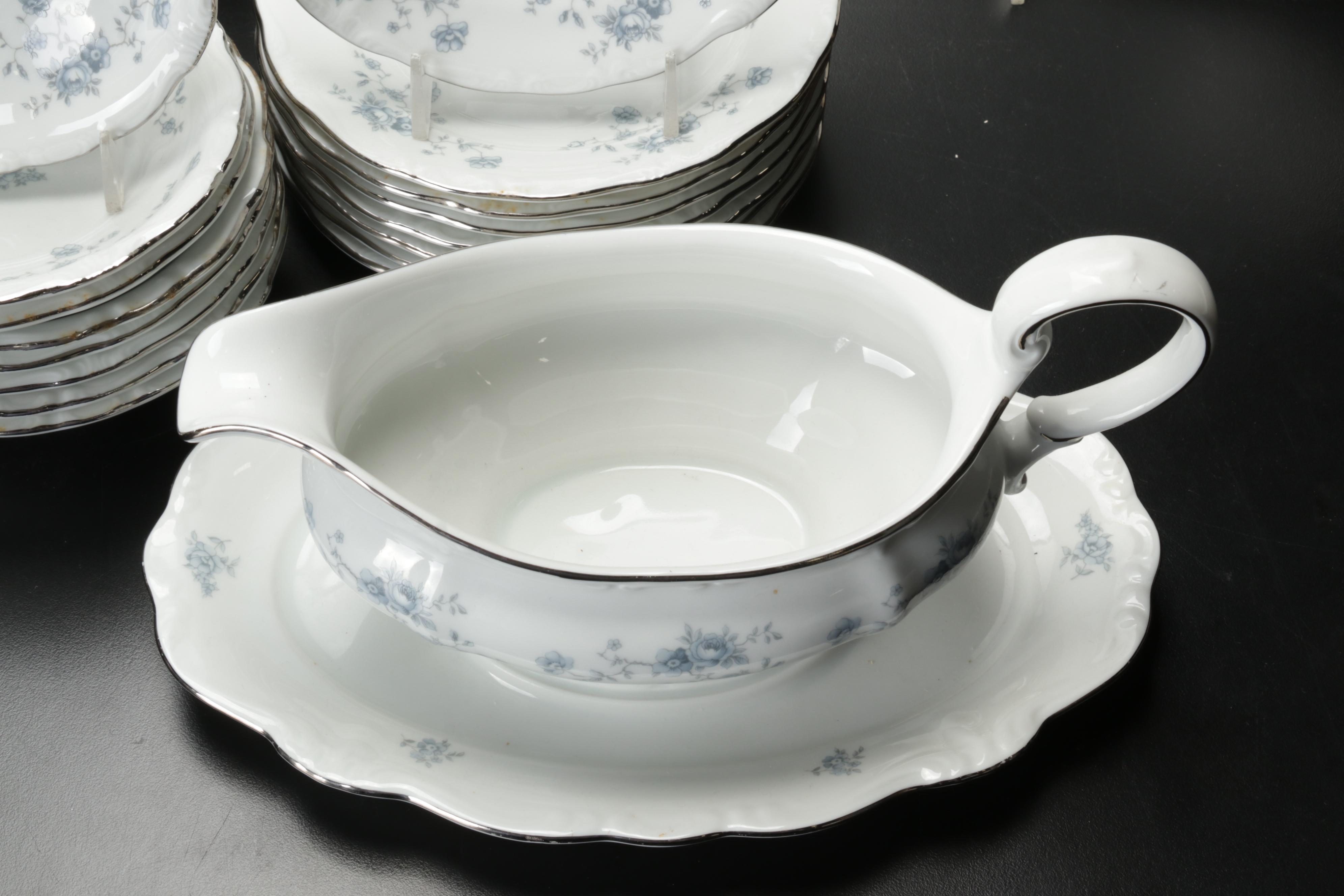 Johann Haviland Bavaria "Blue Garland" Dinnerware, Mid to Late 20th Century