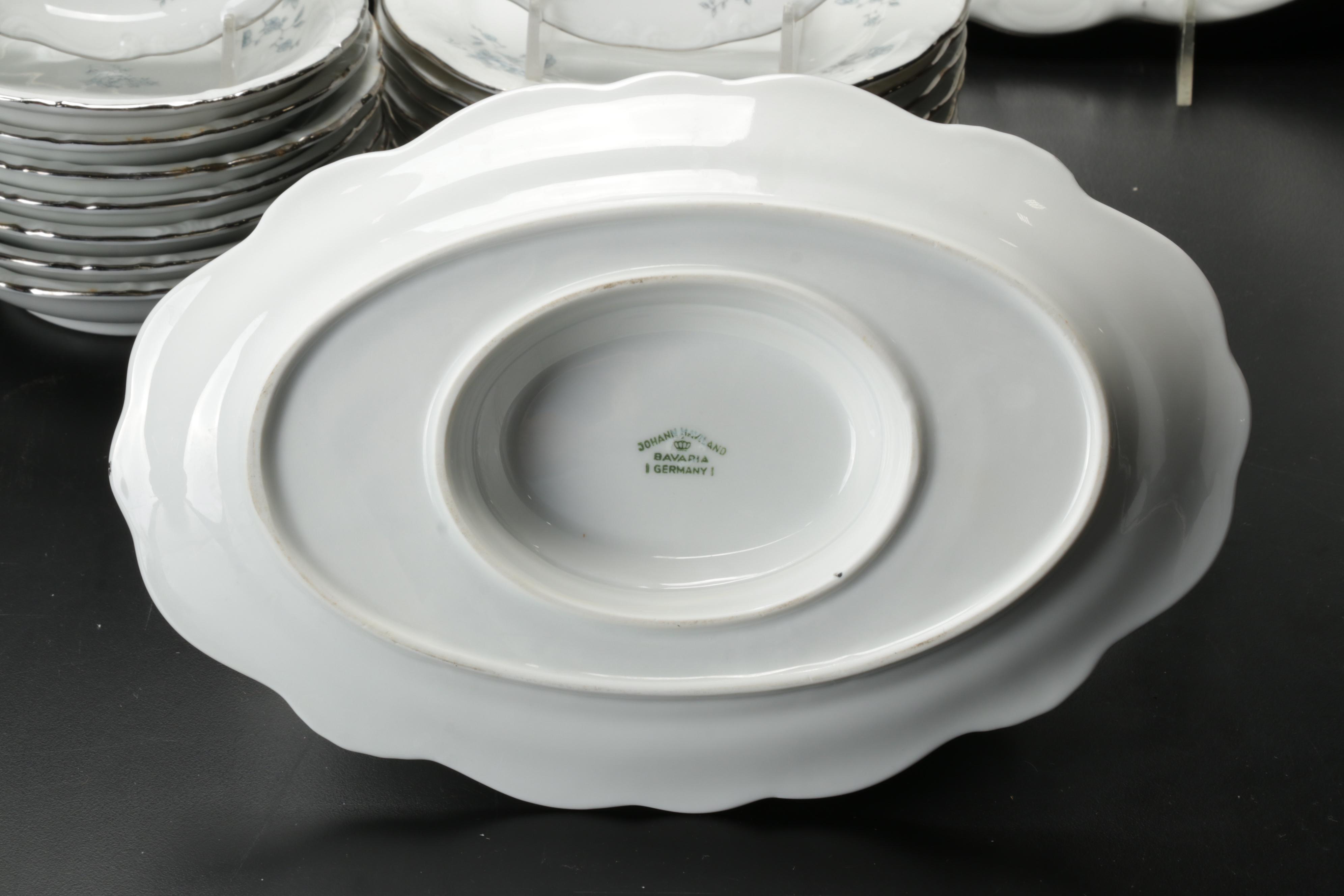 Johann Haviland Bavaria "Blue Garland" Dinnerware, Mid to Late 20th Century