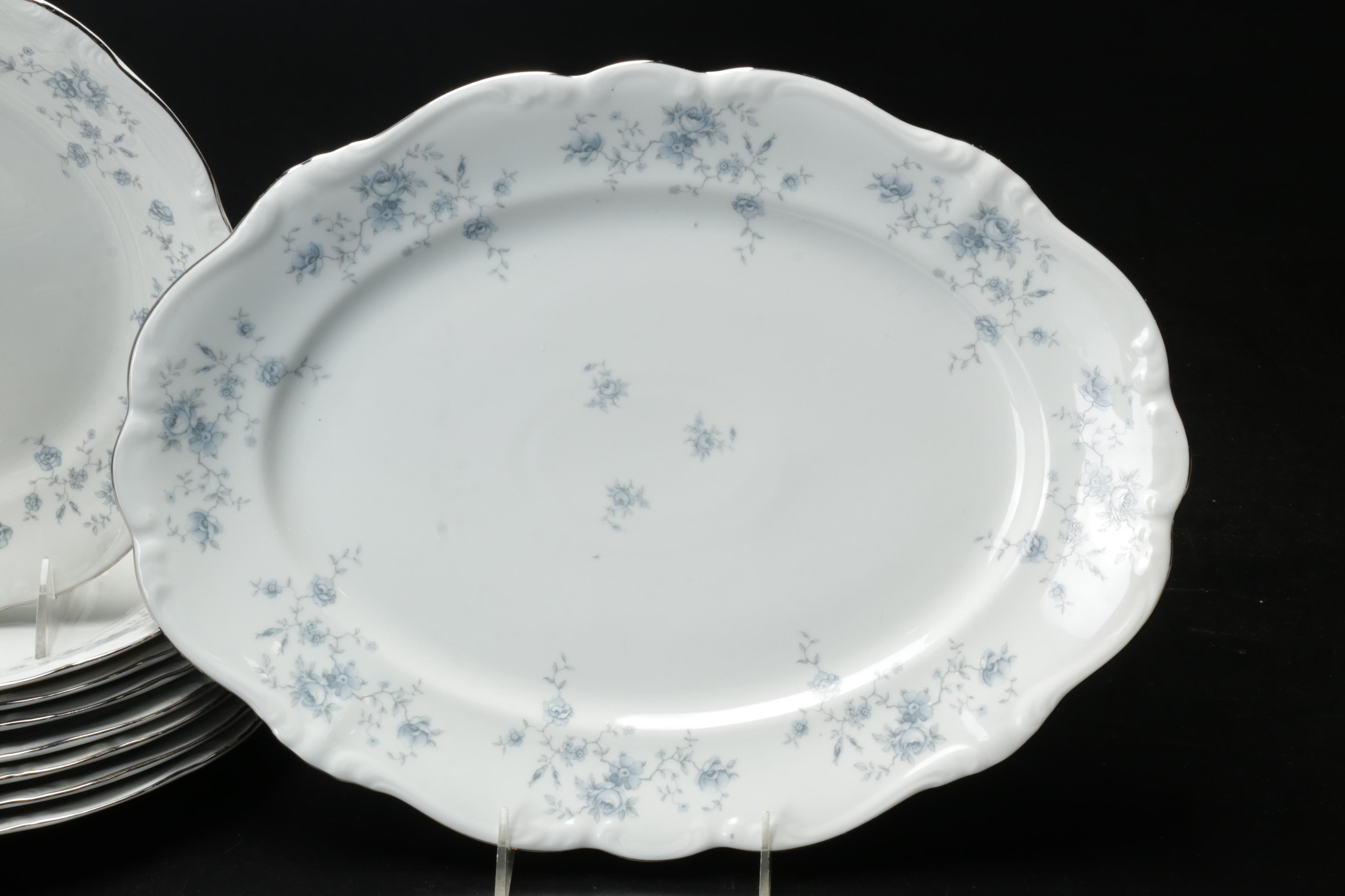 Johann Haviland Bavaria "Blue Garland" Dinnerware, Mid to Late 20th Century