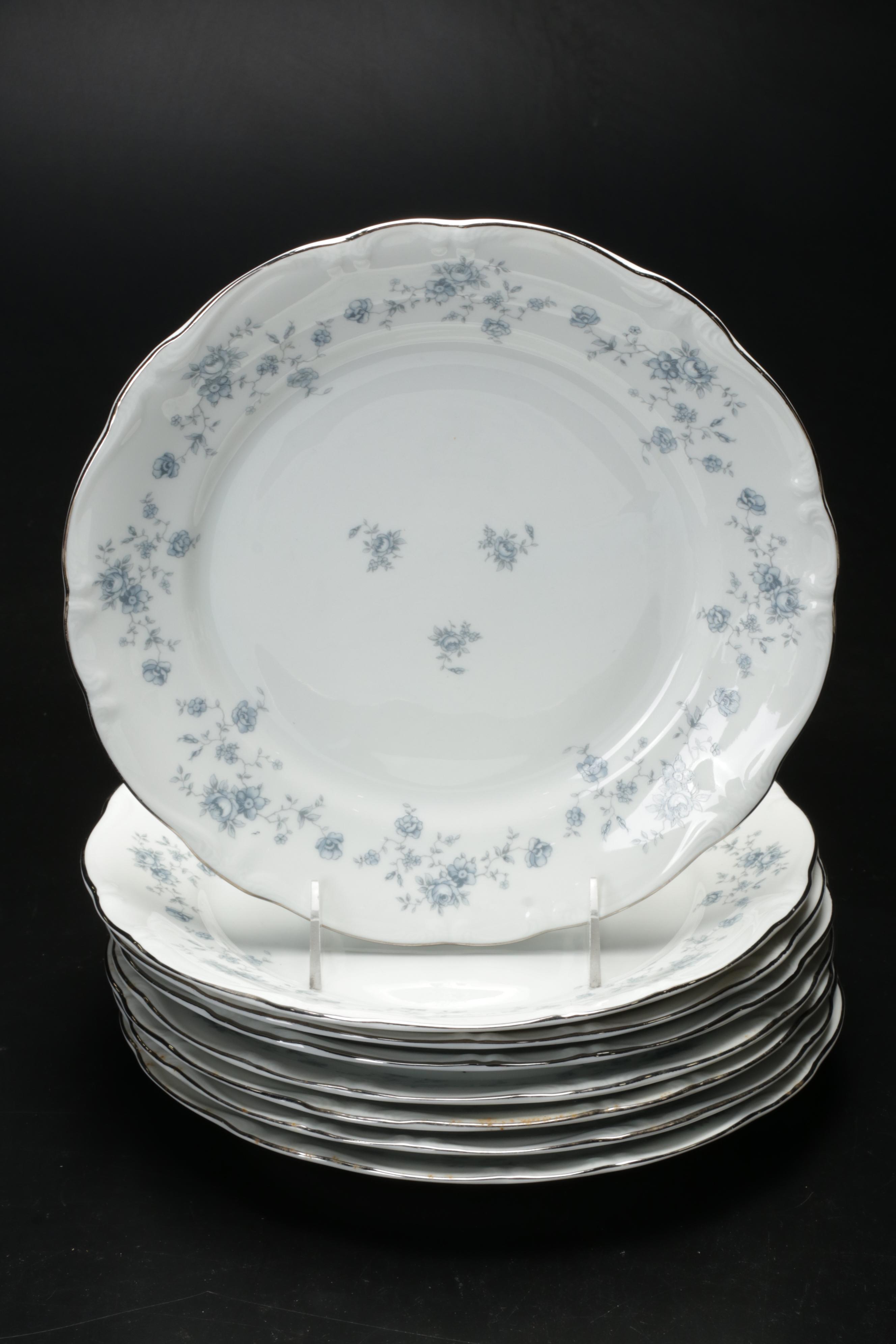 Johann Haviland Bavaria "Blue Garland" Dinnerware, Mid to Late 20th Century