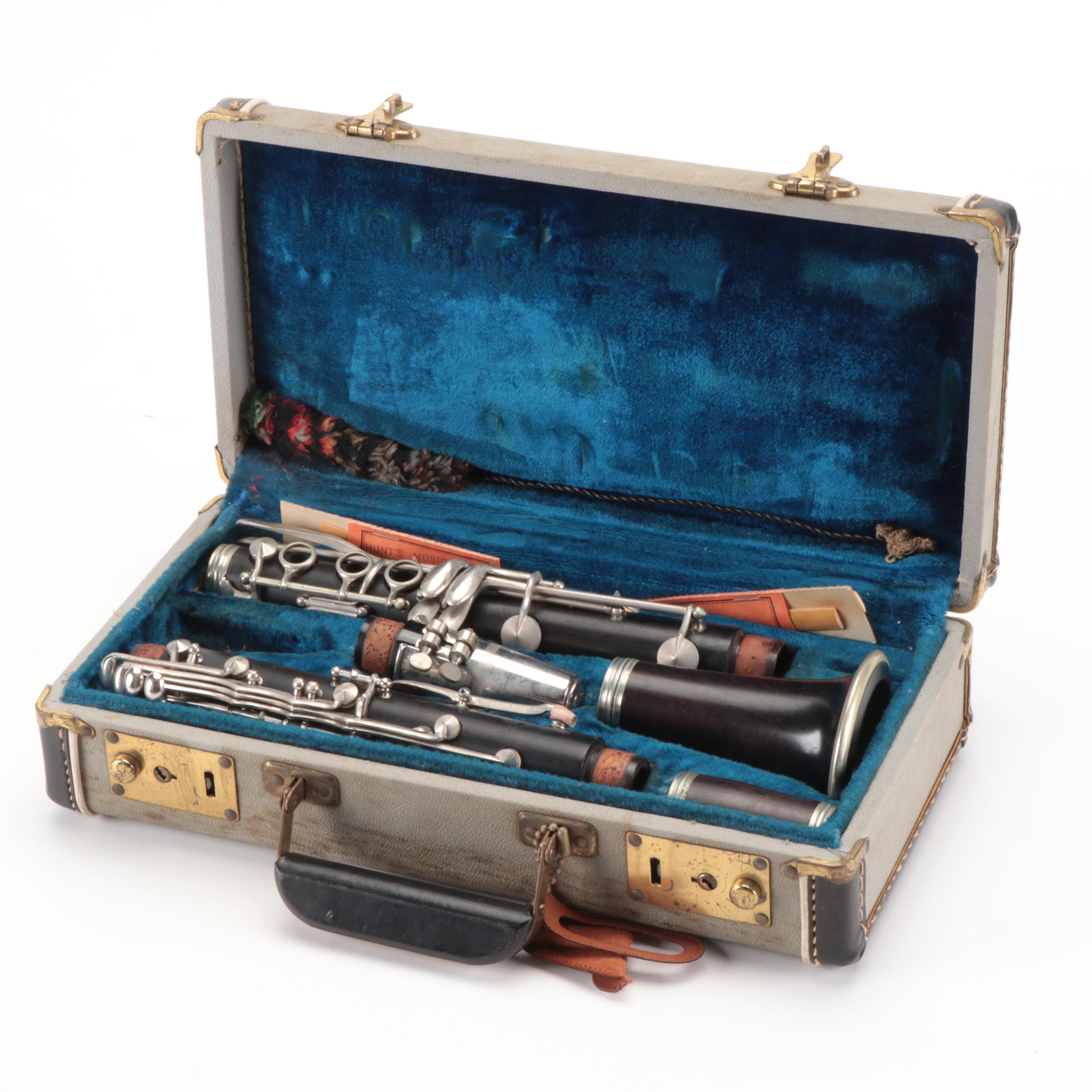 Evette by Buffet Crampon E11 Clarinet with Case