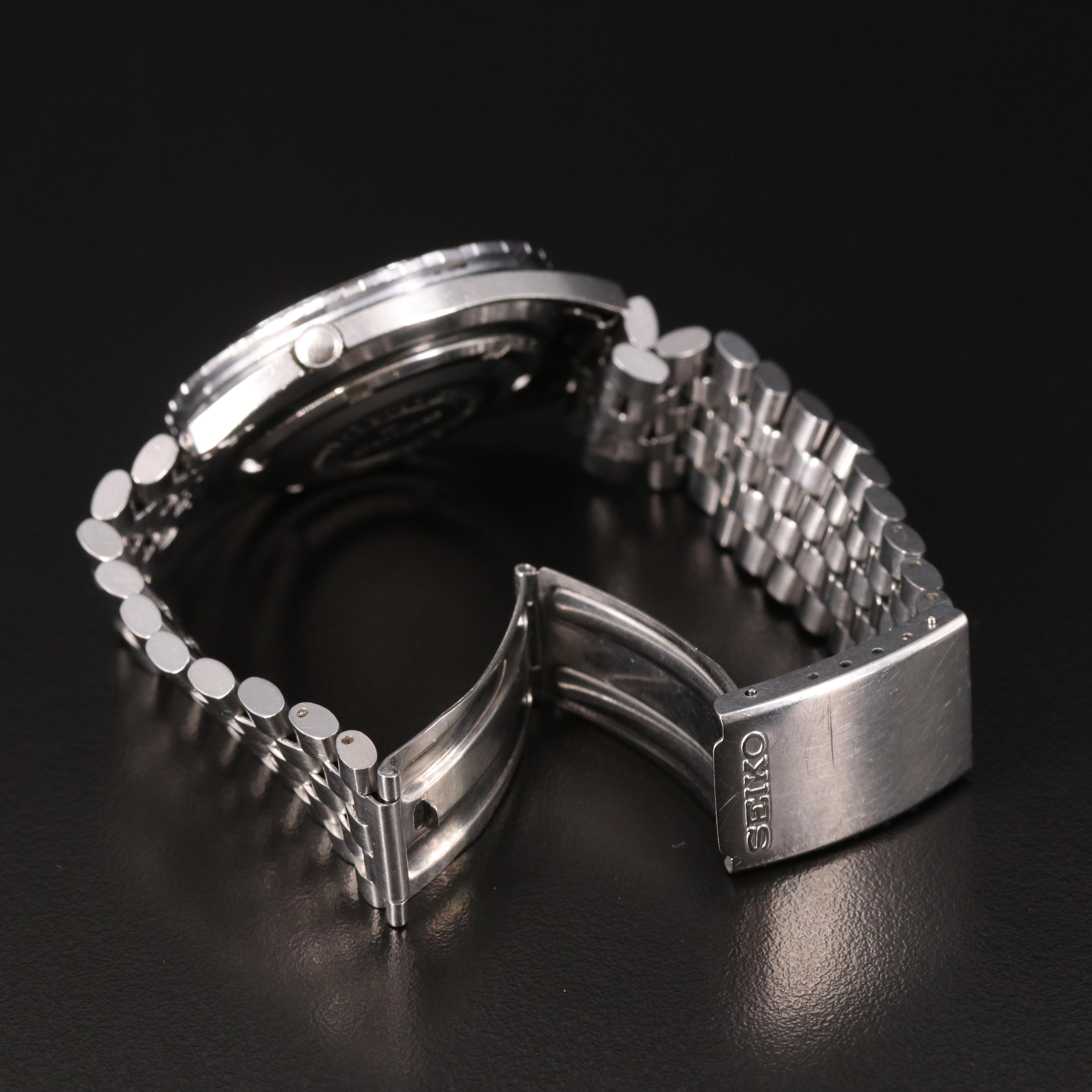 Vintage Seiko "Sports Diver" Watch with 6106B Movement