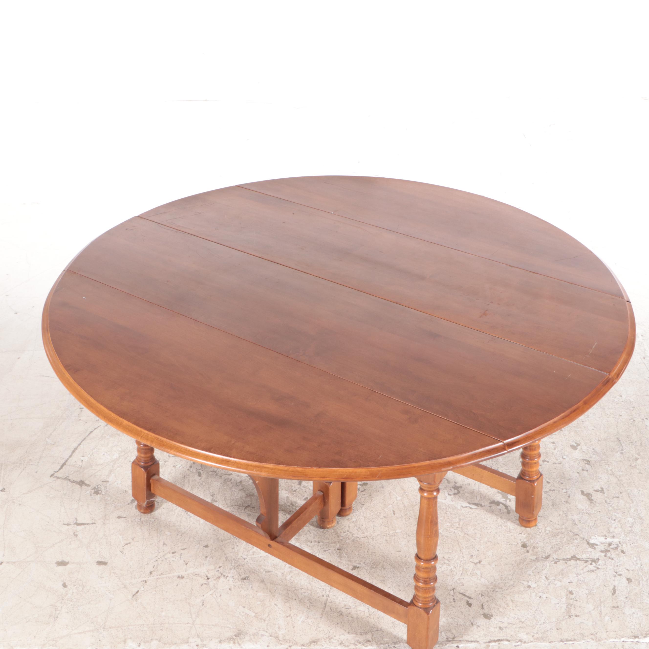 Heywood-Wakefield Colonial Style Maple Extending Drop-Leaf Dining Table