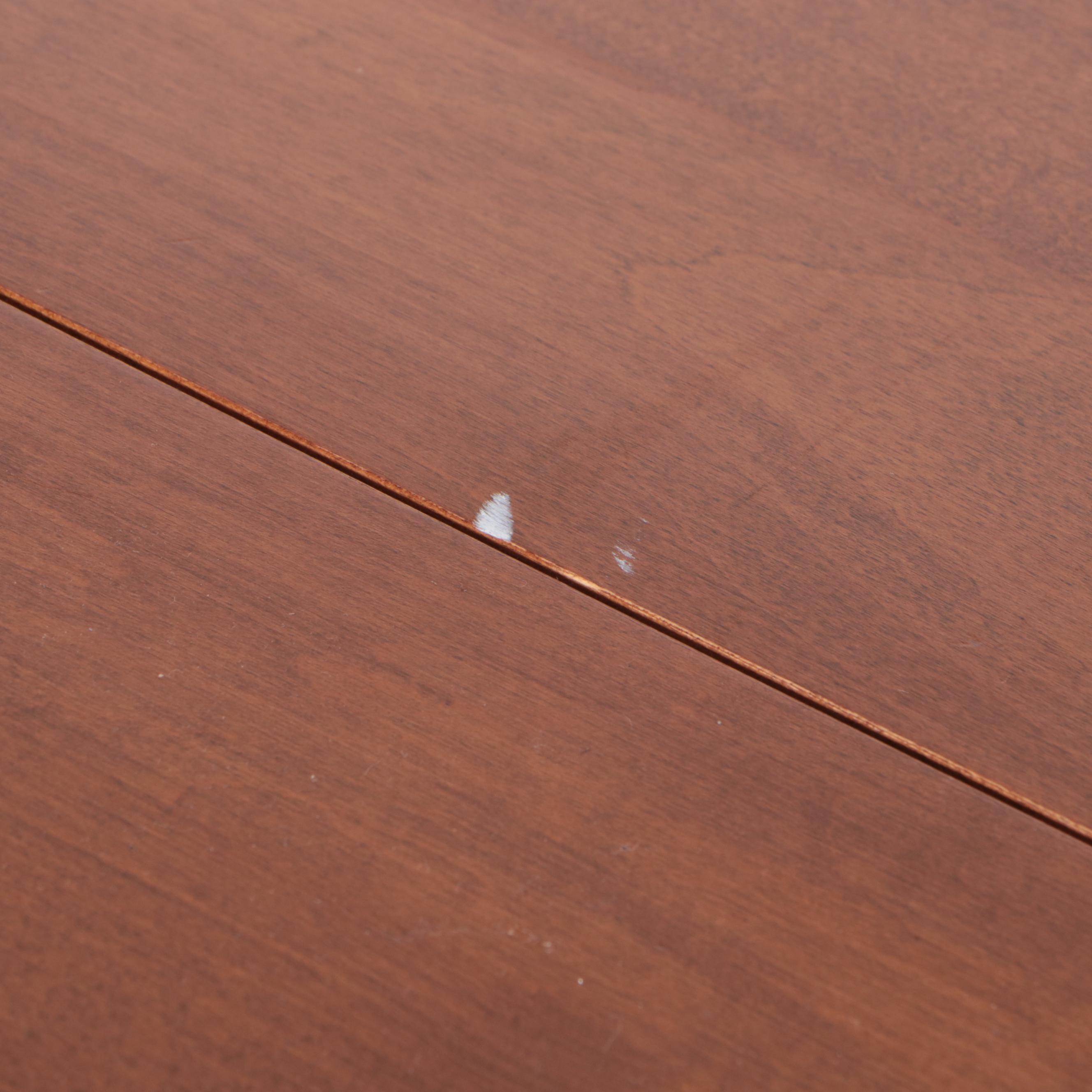 Heywood-Wakefield Colonial Style Maple Extending Drop-Leaf Dining Table