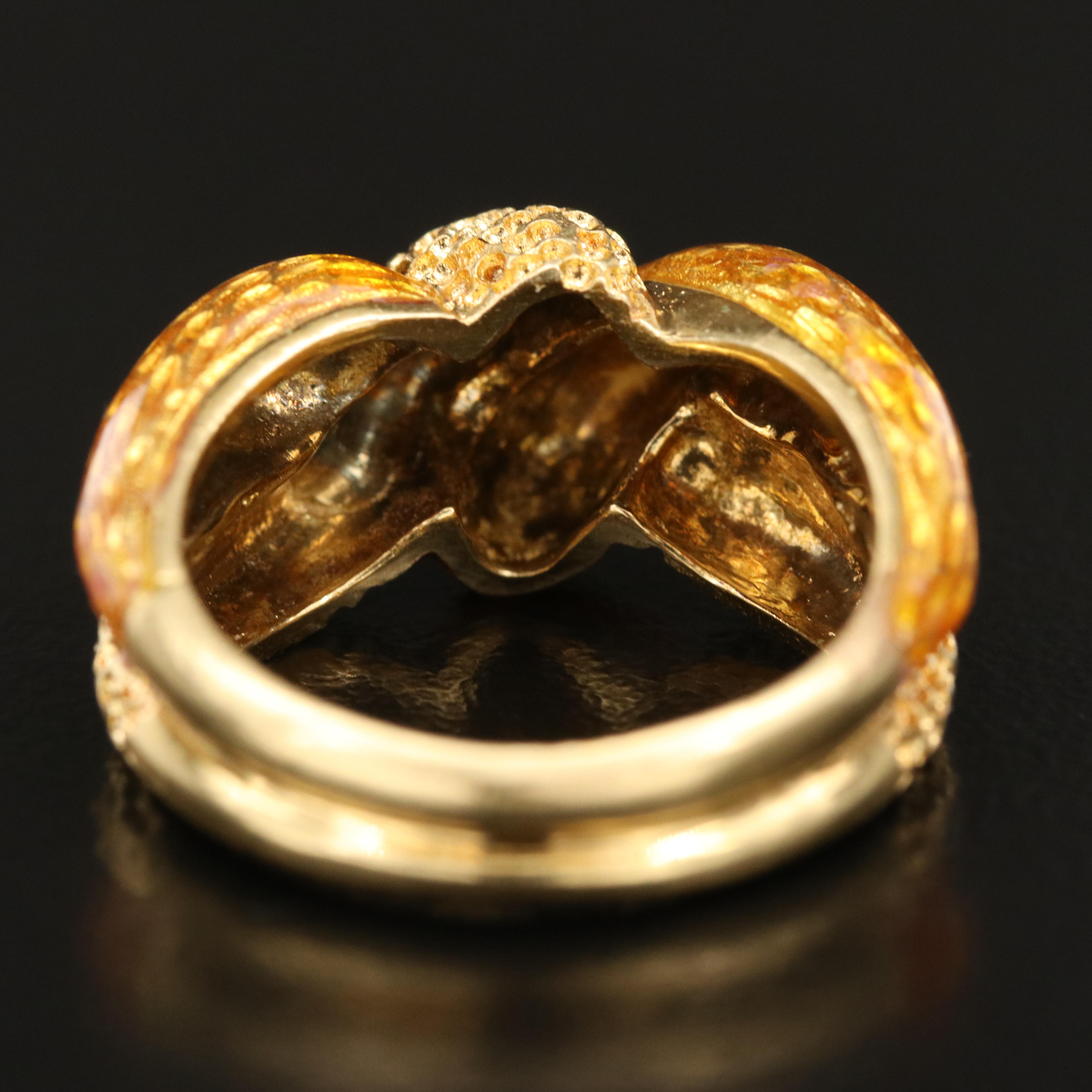 18K Guilloché Twisted Ring