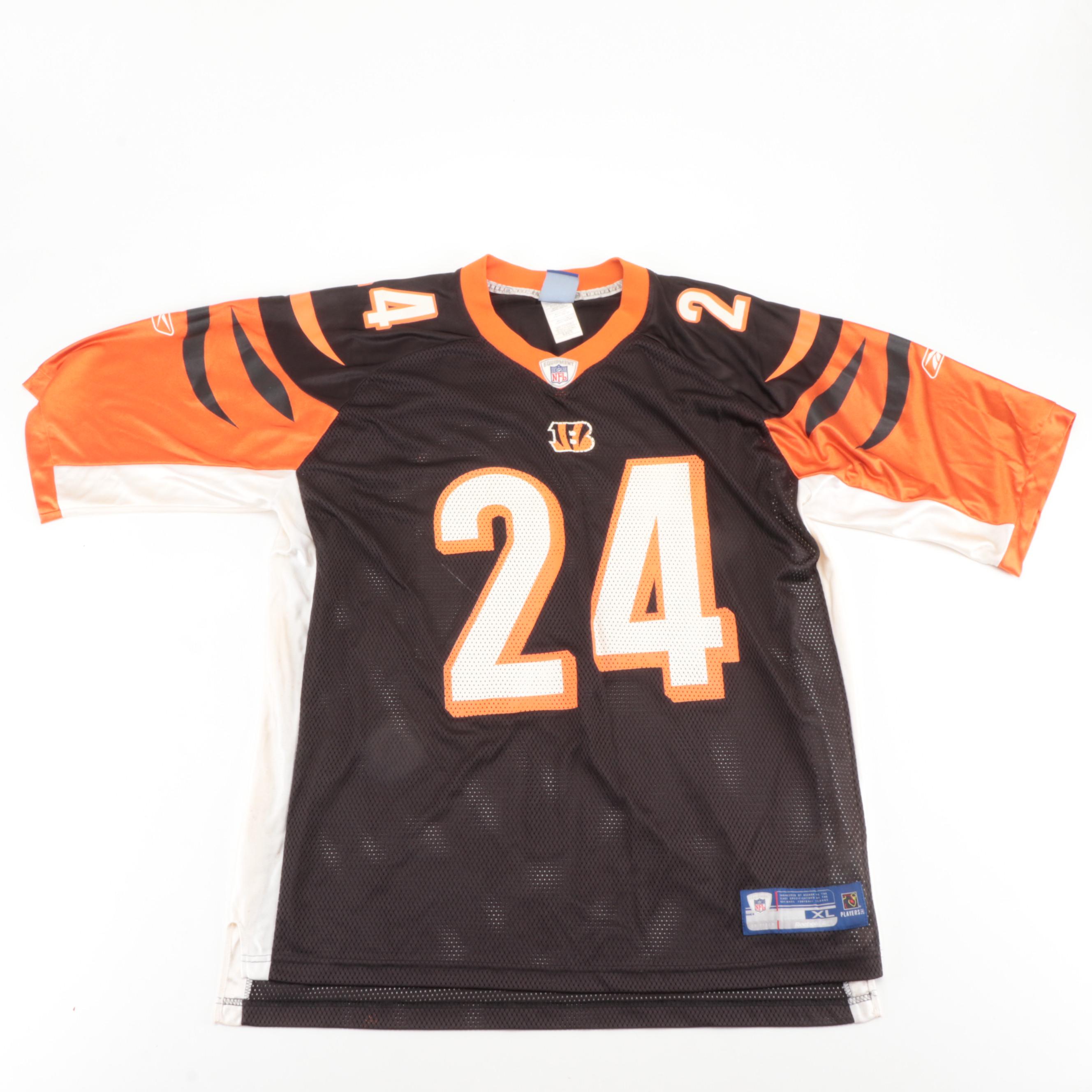 Doug Pelfrey Game Issued Signed Jersey, Deltha O'Neal Signed On Field Jersey