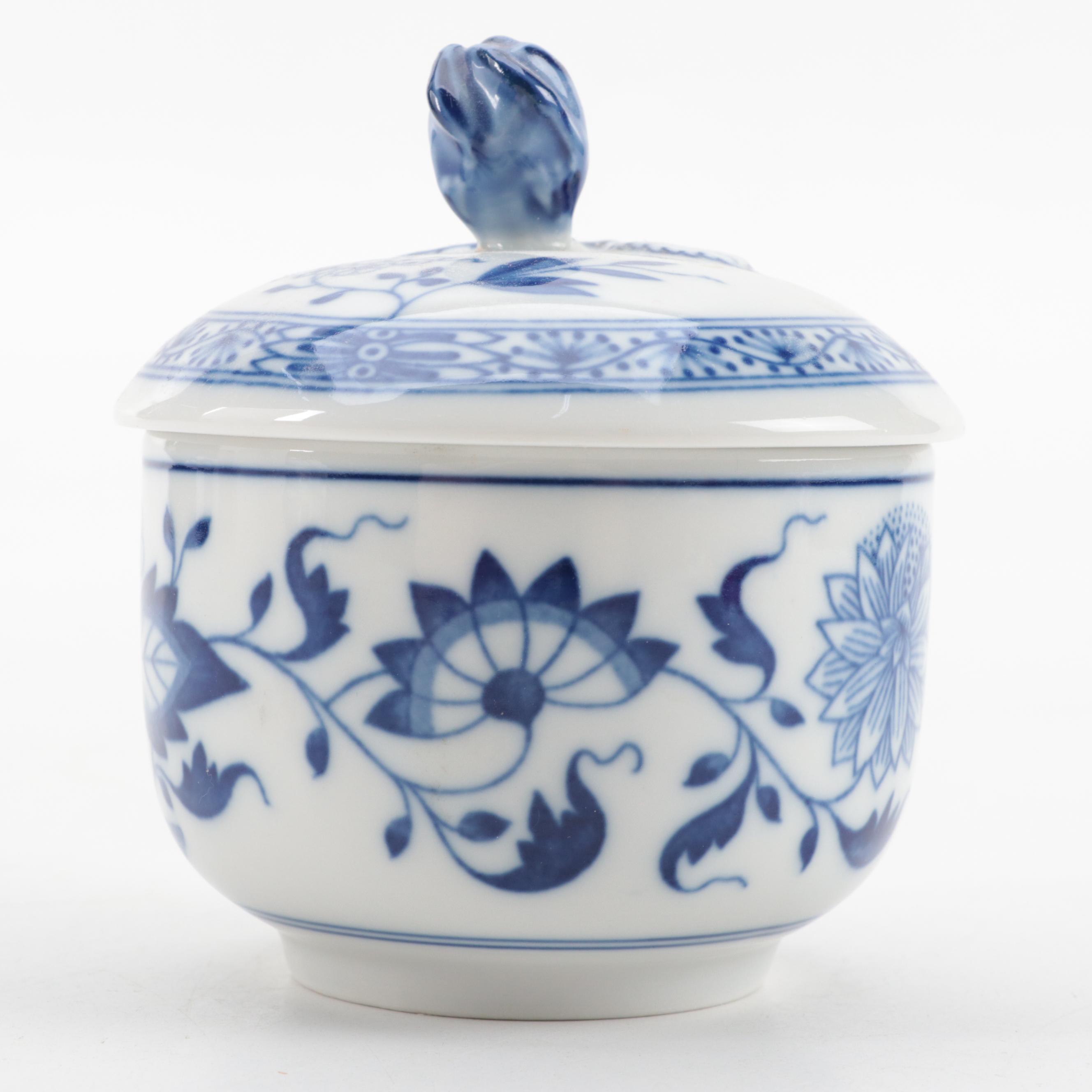 Hutschenreuther Selb "Blue Onion" Porcelain Dinnerware and Serveware