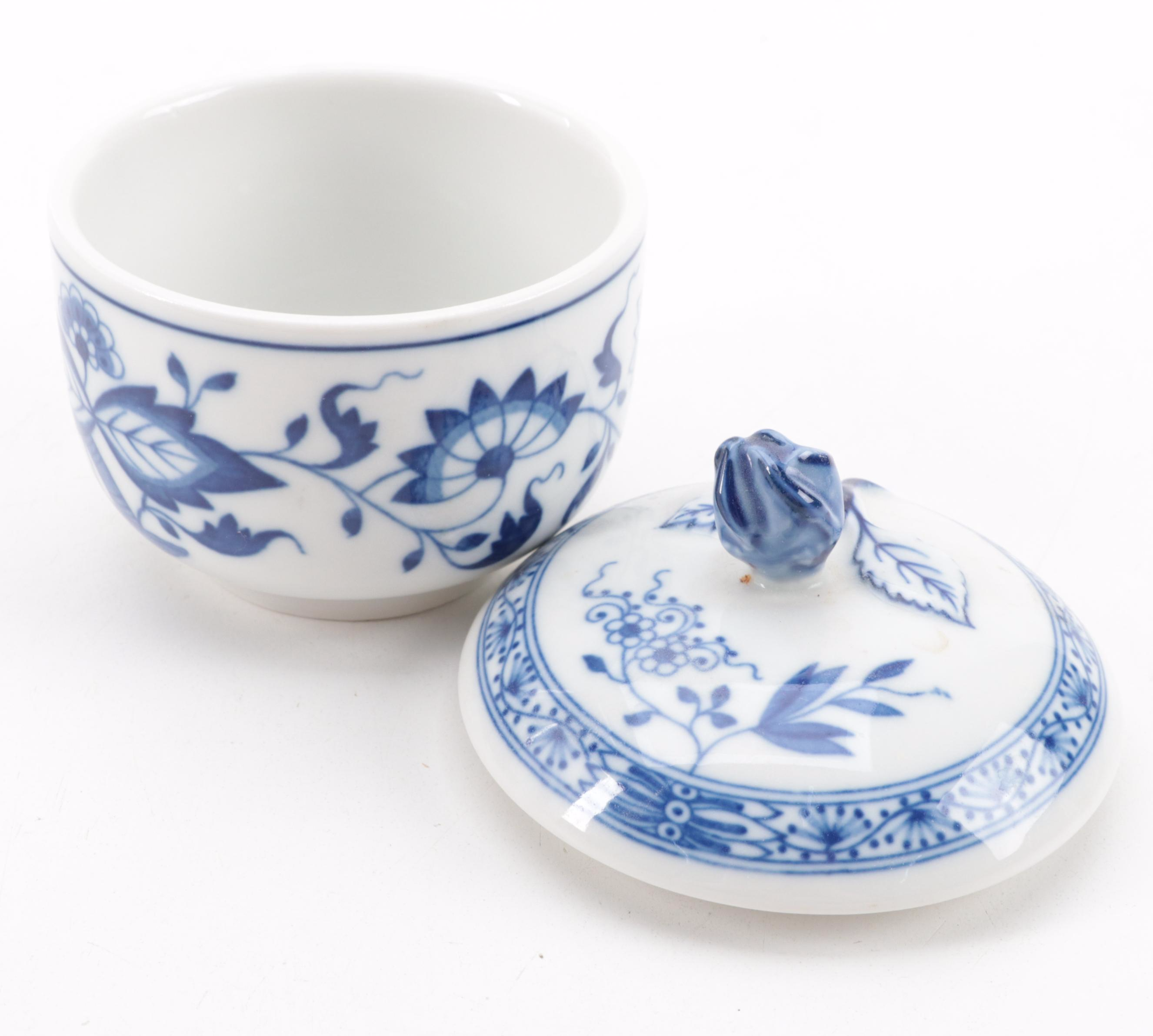 Hutschenreuther Selb "Blue Onion" Porcelain Dinnerware and Serveware