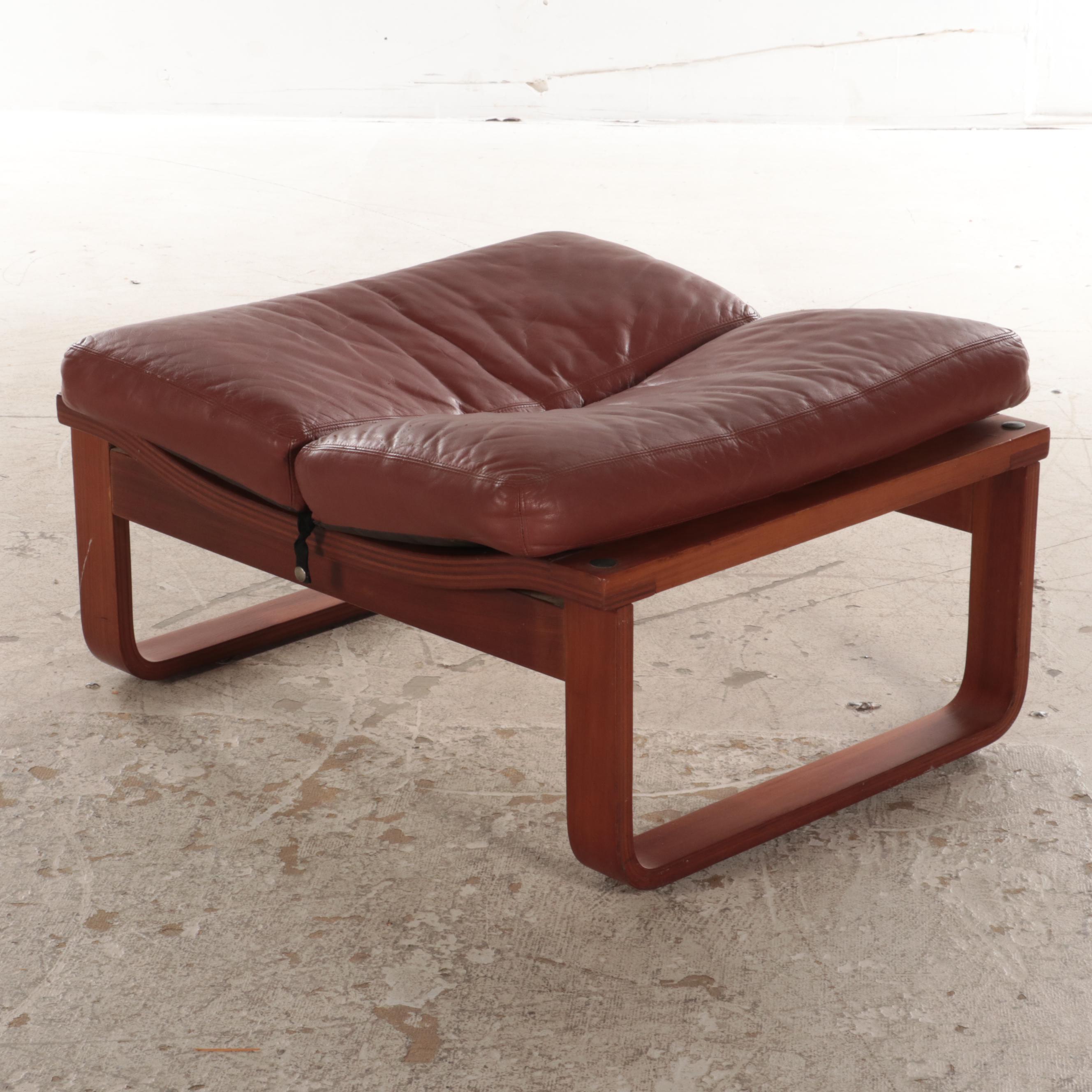 Fred Lowen for Tessa "T4" Modernist Teak Lounge Chair and Ottoman, circa 1970