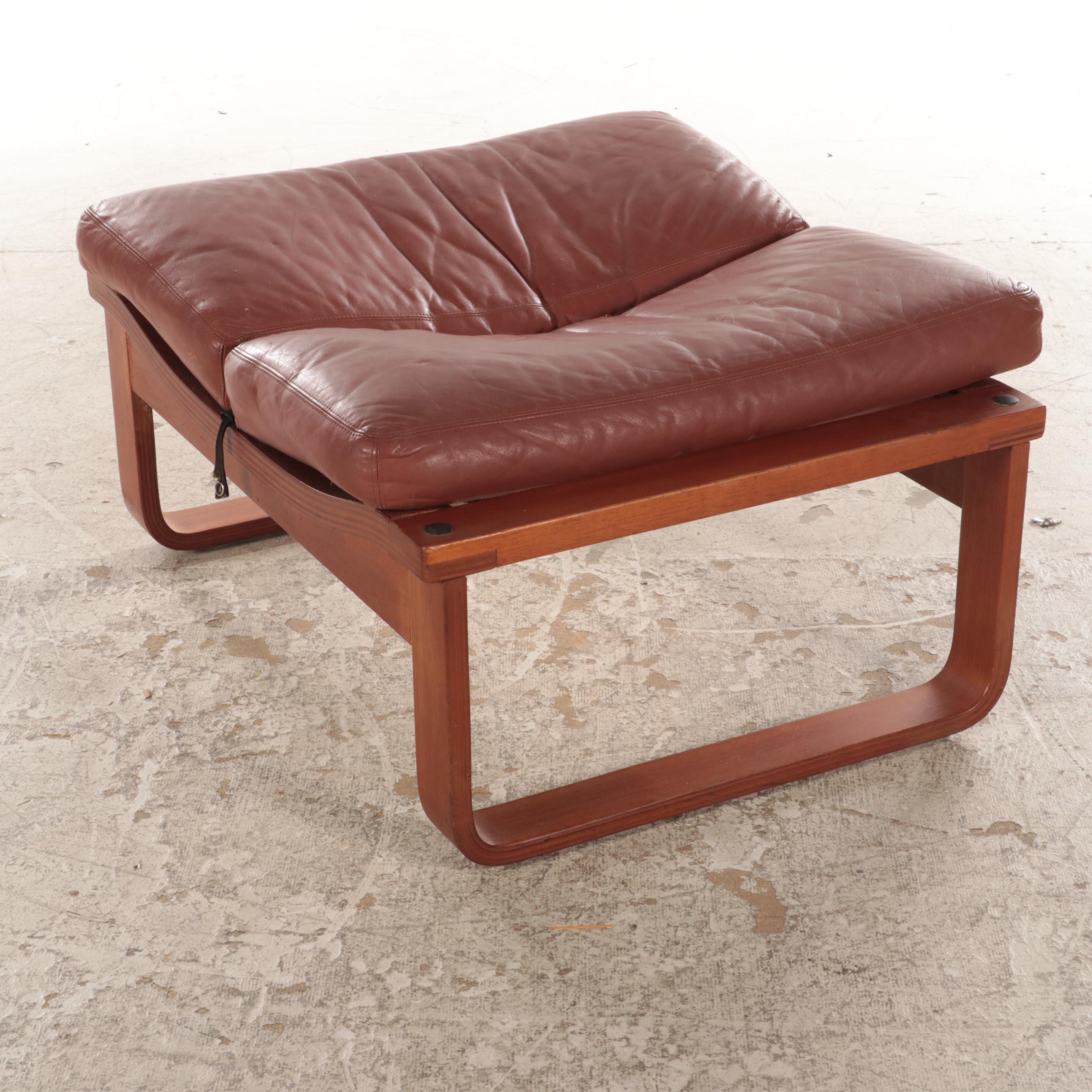 Fred Lowen for Tessa "T4" Modernist Teak Lounge Chair and Ottoman, circa 1970