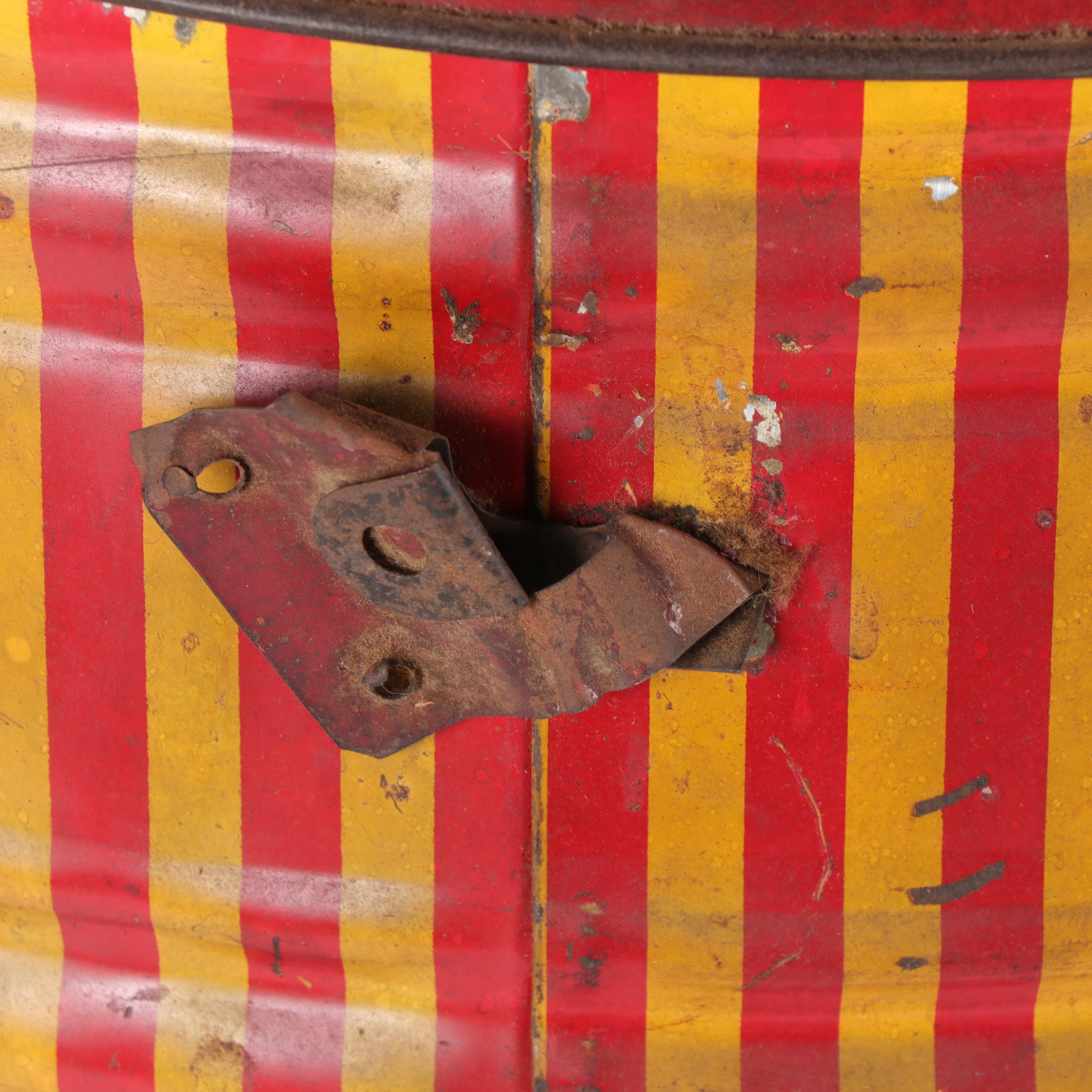 Kahn's American Beauty Lard and Charles Chips Tins, Early to Mid-20th Century