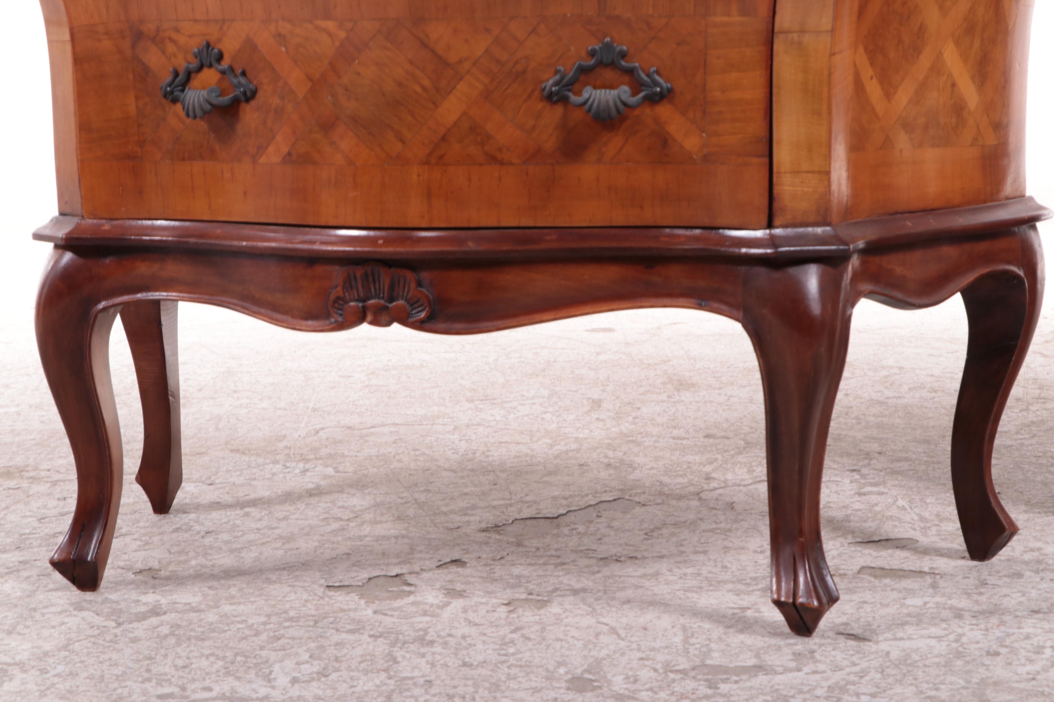 L.J. Newton Co. Louis XV Style Walnut, Burl Walnut, and Parquetry Bombé Commode