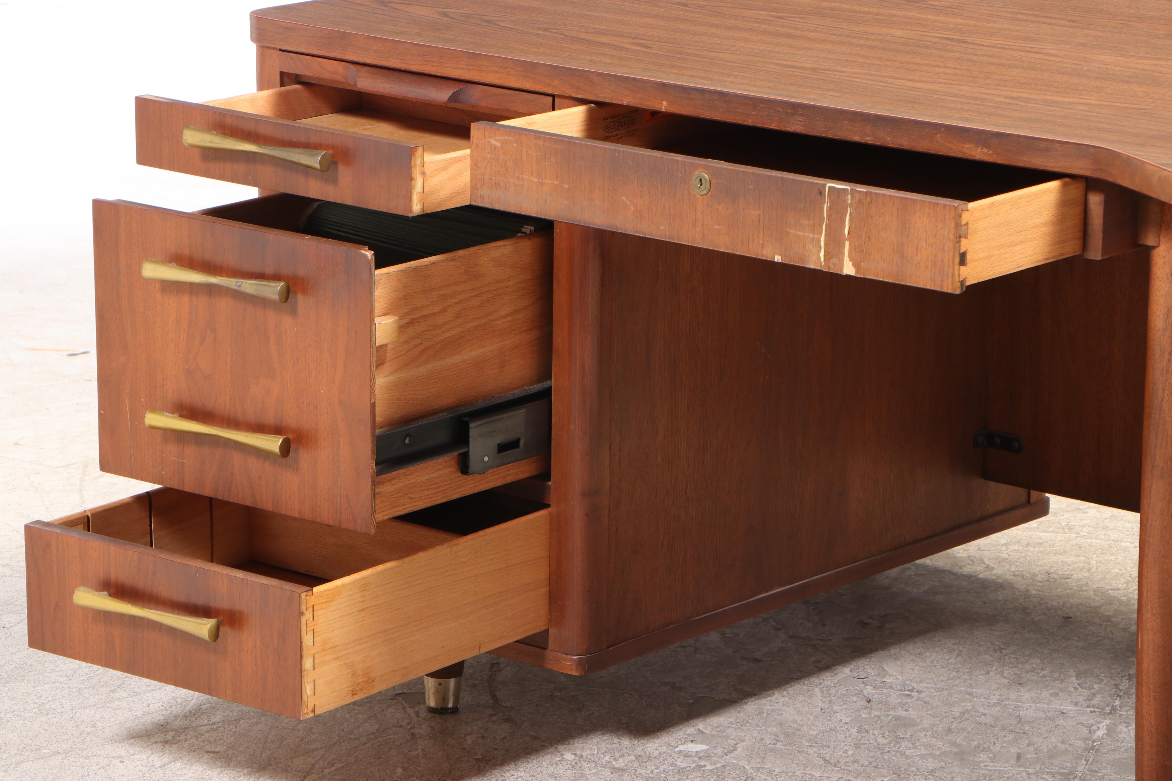Jasper Office Furniture Co. Mid Century Modern Walnut and Laminate Top Desk