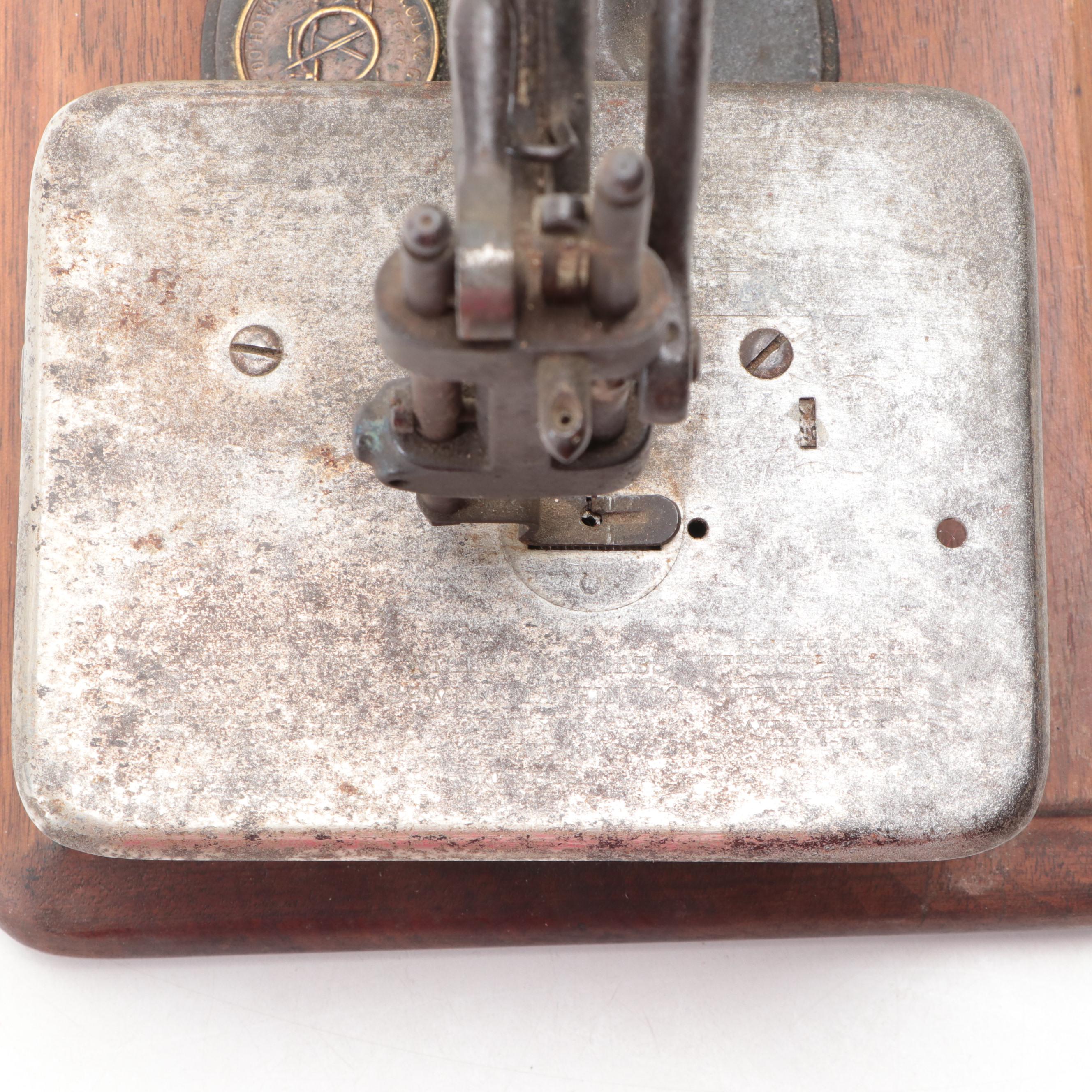 Wilcox & Gibbs Cast Iron Manual Sewing Machine, Late 19th/ Early 20th Century