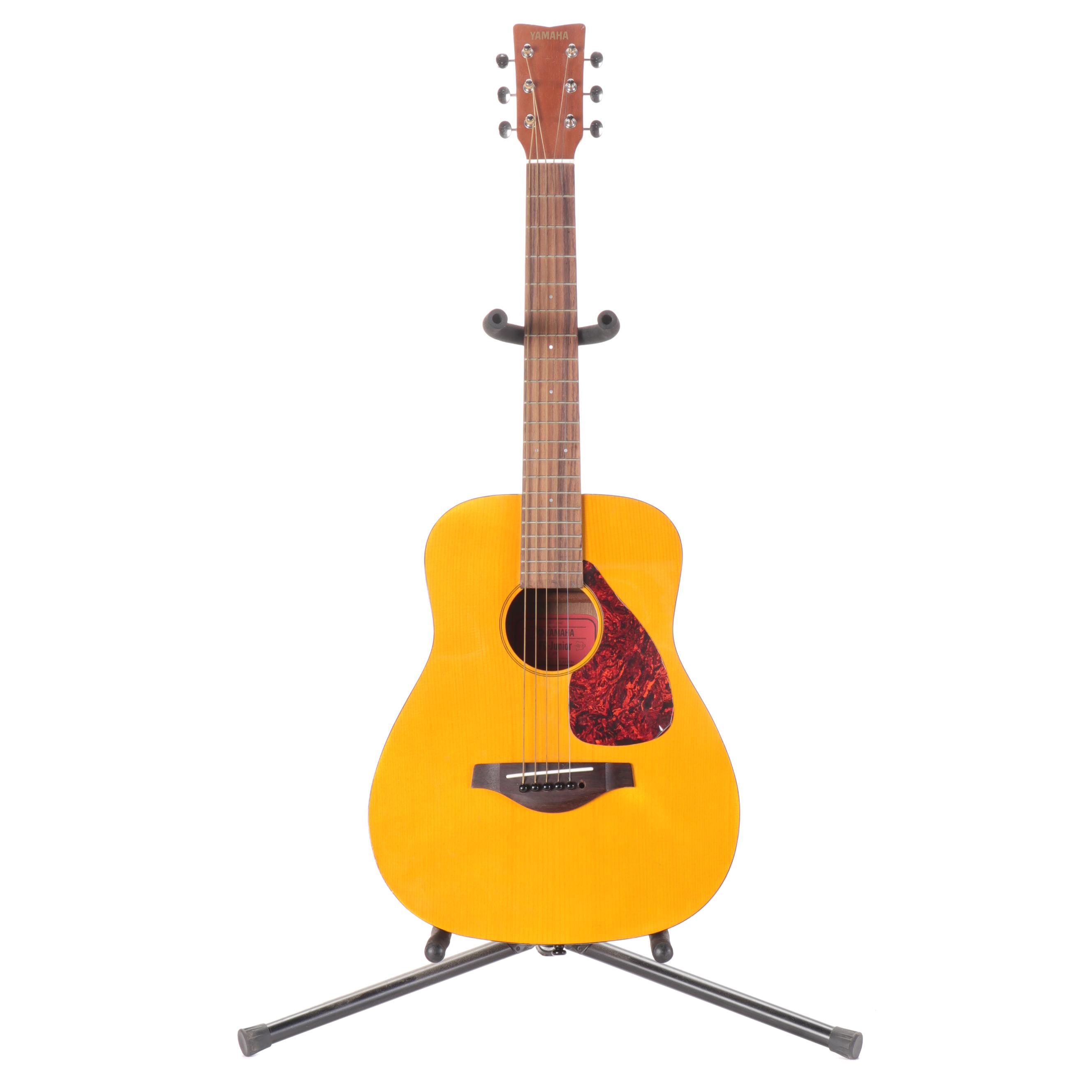 Yamaha FG-Junior JR1 Six-String Acoustic Guitar