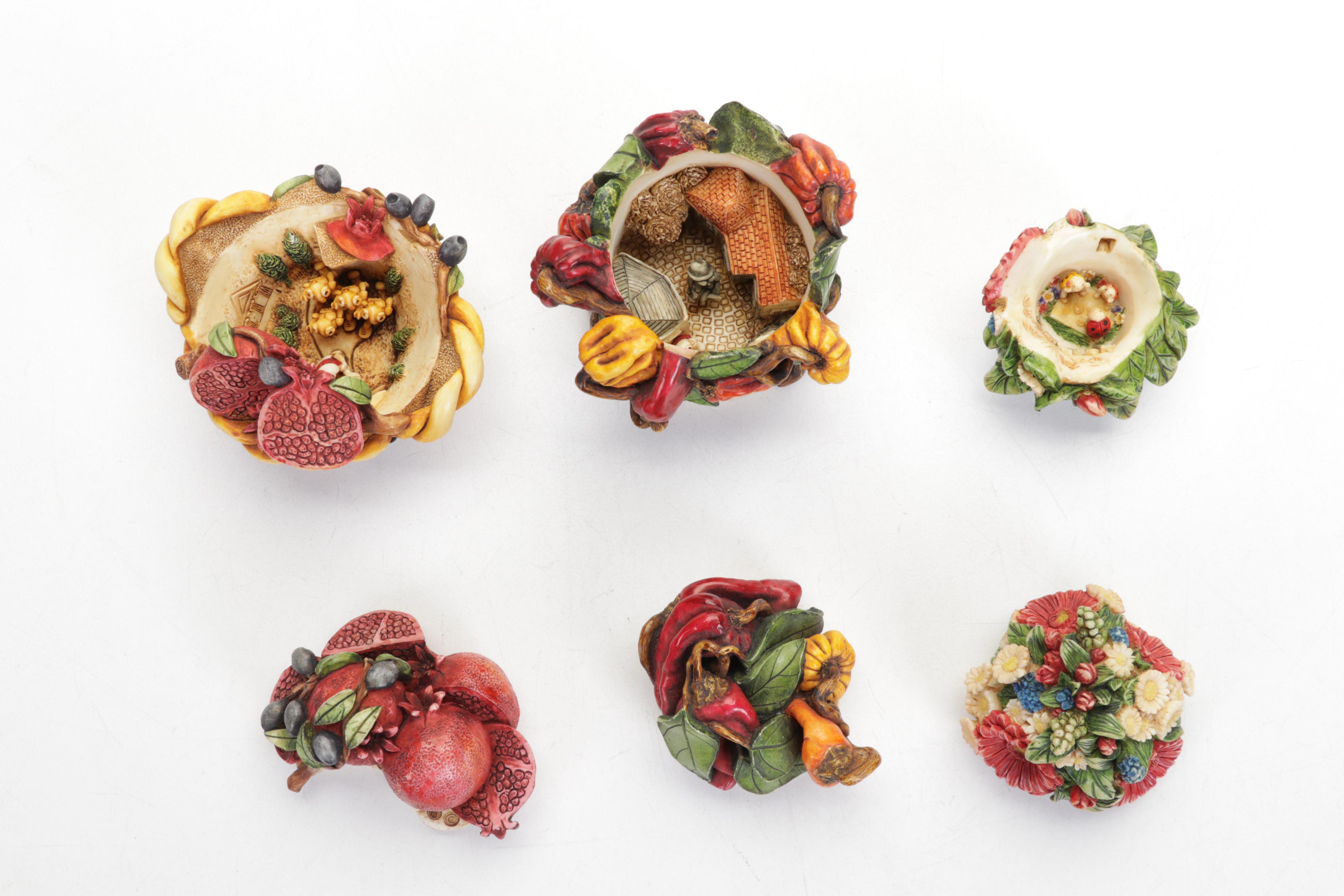 Harmony Kingdom Roly Poly "Dracula" with Harmony Garden & Byron's Bouquets