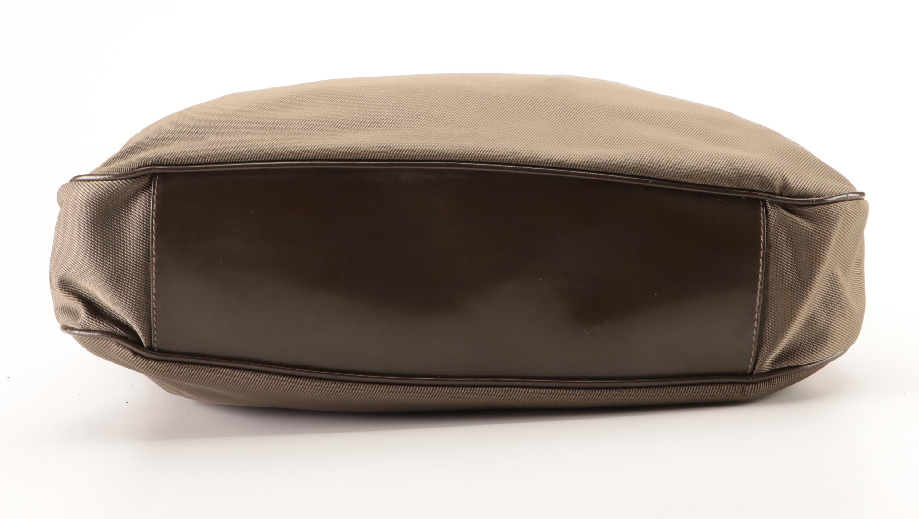 Gucci Bamboo Two-Way Shoulder Bag in Olive Nylon and Leather