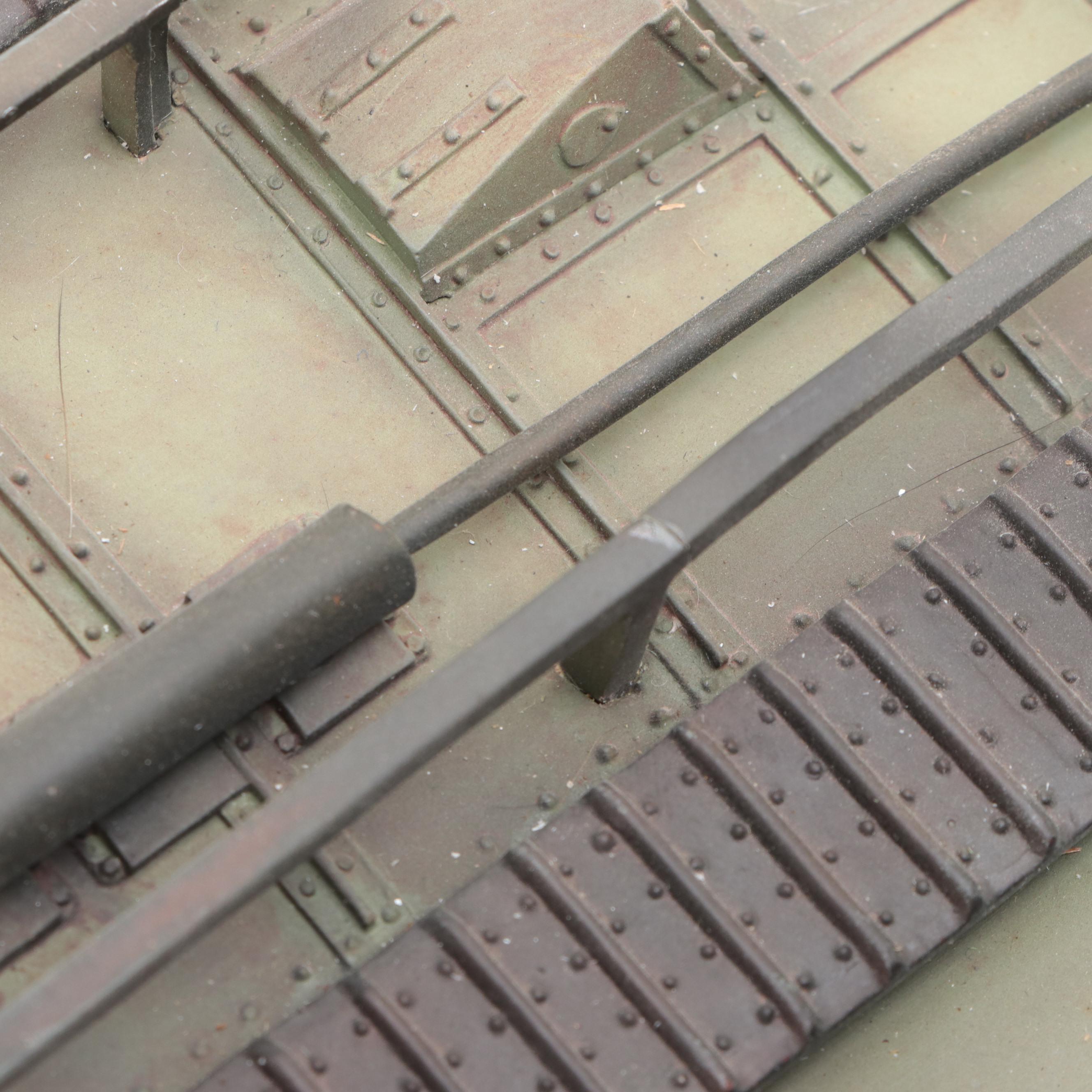 The Old Northwest Trading Co. TGW-006 British Mark IV Model WWI Tank Set