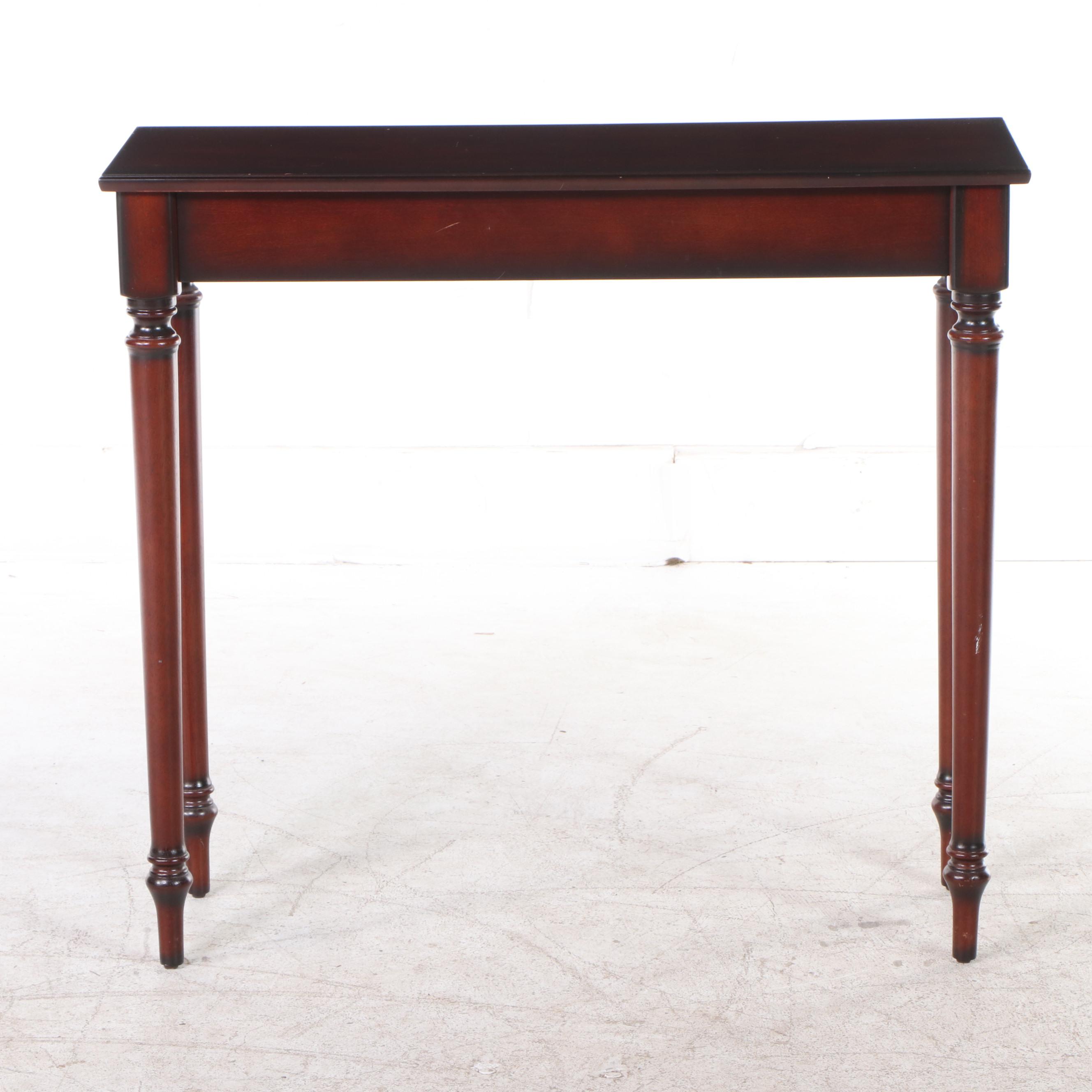 Bombay Side Table with Mahogany Bed Steps
