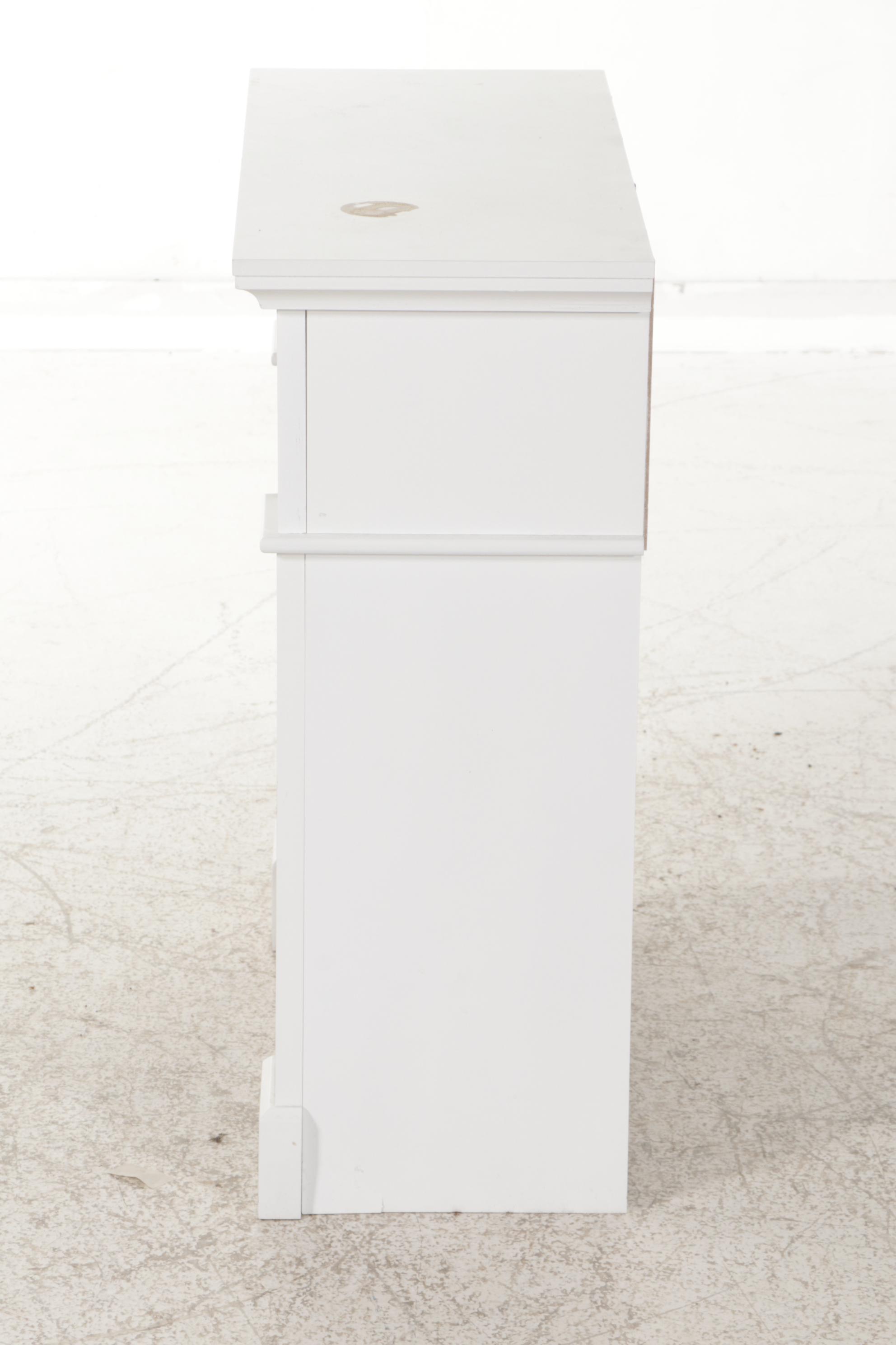 Contemporary Electric Firebox in Painted Cabinet