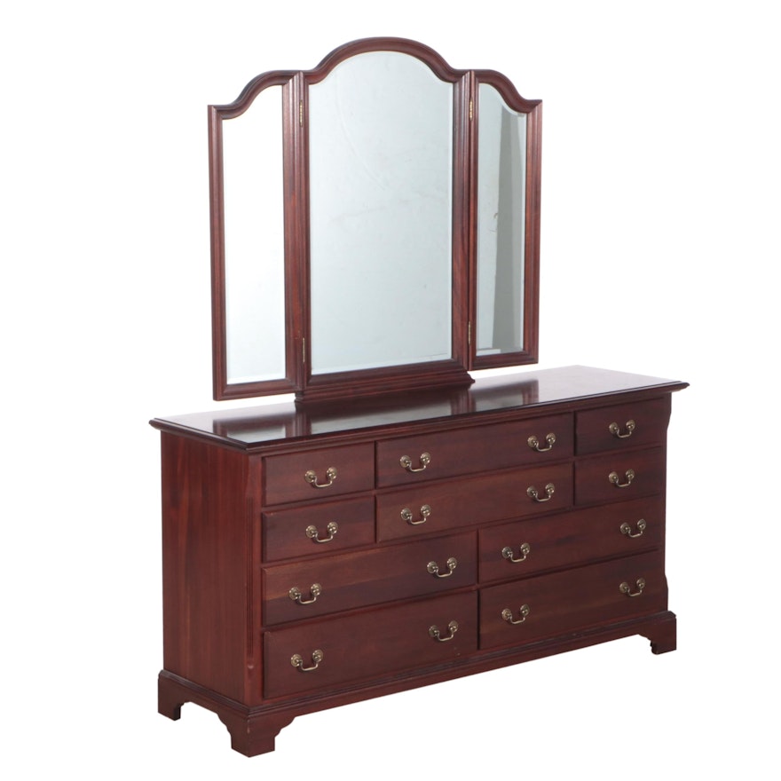 Chippendale Style Mahogany Ten-Drawer Dresser, Late 20th Century