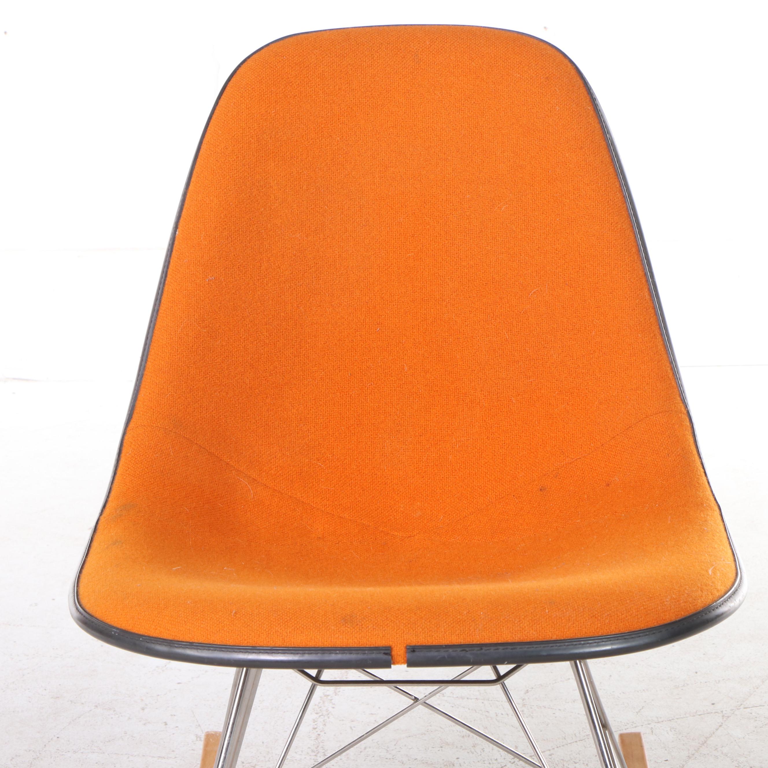 Charles and Ray Eames for Herman Miller Fiberglass Shell Chair on RSR Style Base