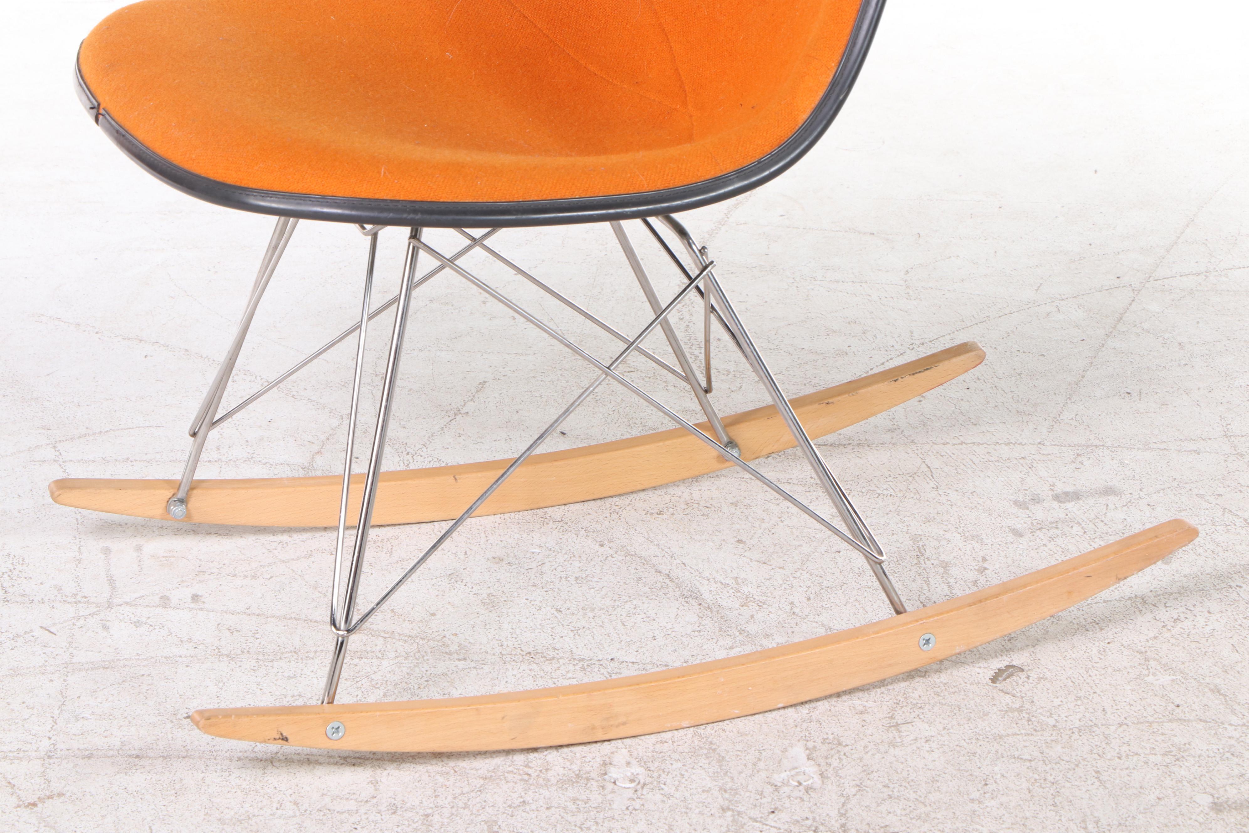 Charles and Ray Eames for Herman Miller Fiberglass Shell Chair on RSR Style Base