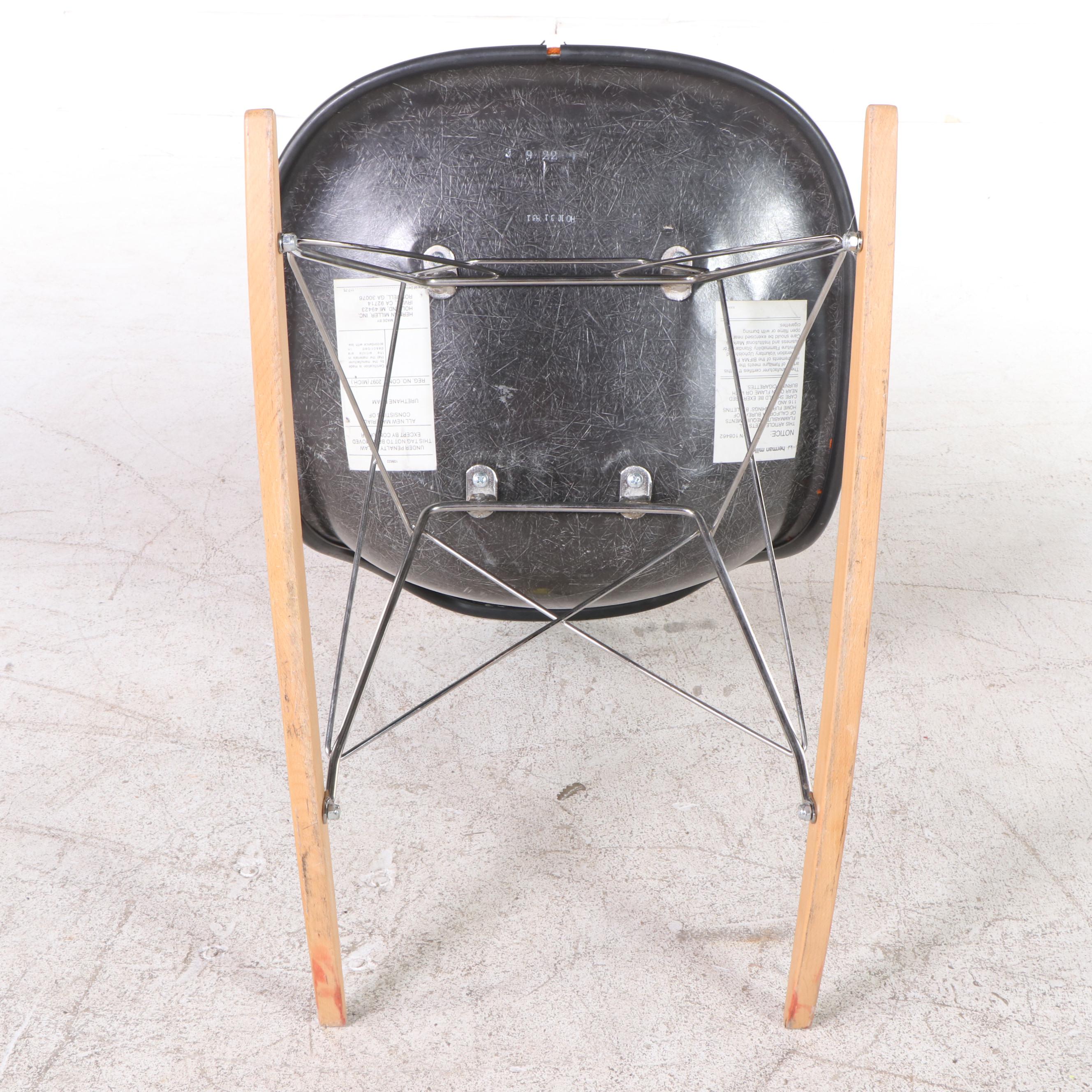 Charles and Ray Eames for Herman Miller Fiberglass Shell Chair on RSR Style Base