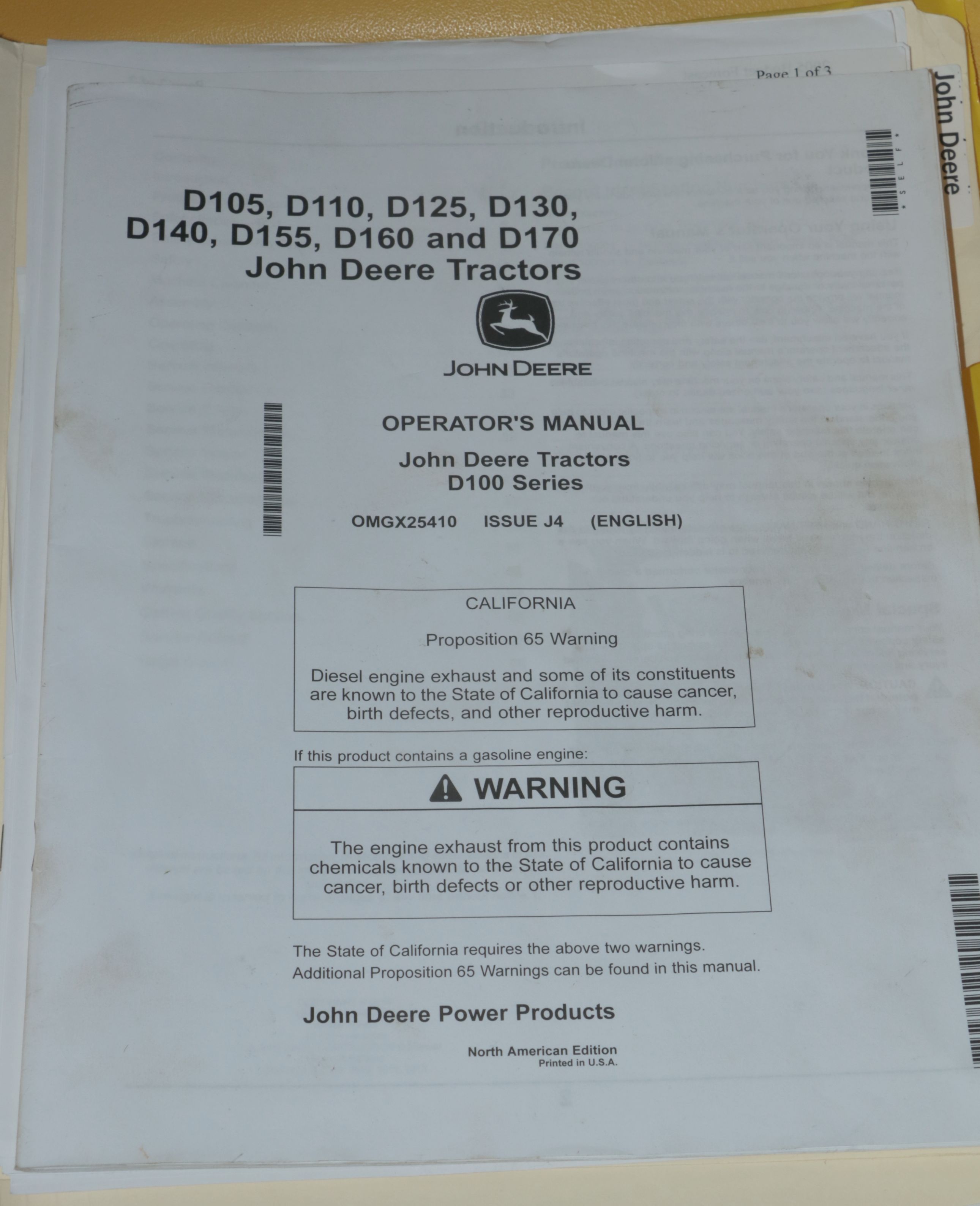 John Deere D125 Lawn Tractor with Bagger