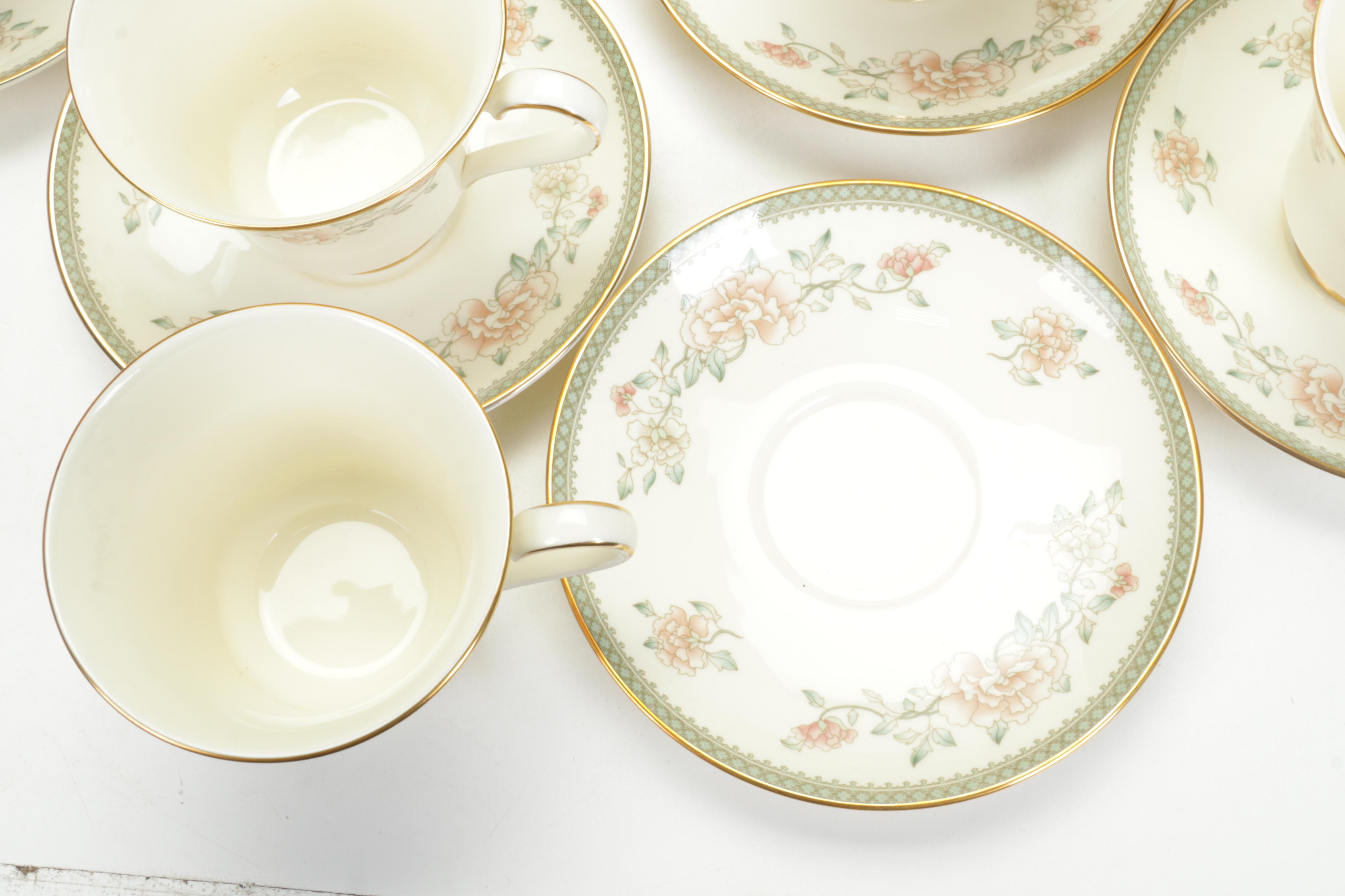 Minton "Jasmine" Bone China Dinnerware, Late 20th Century