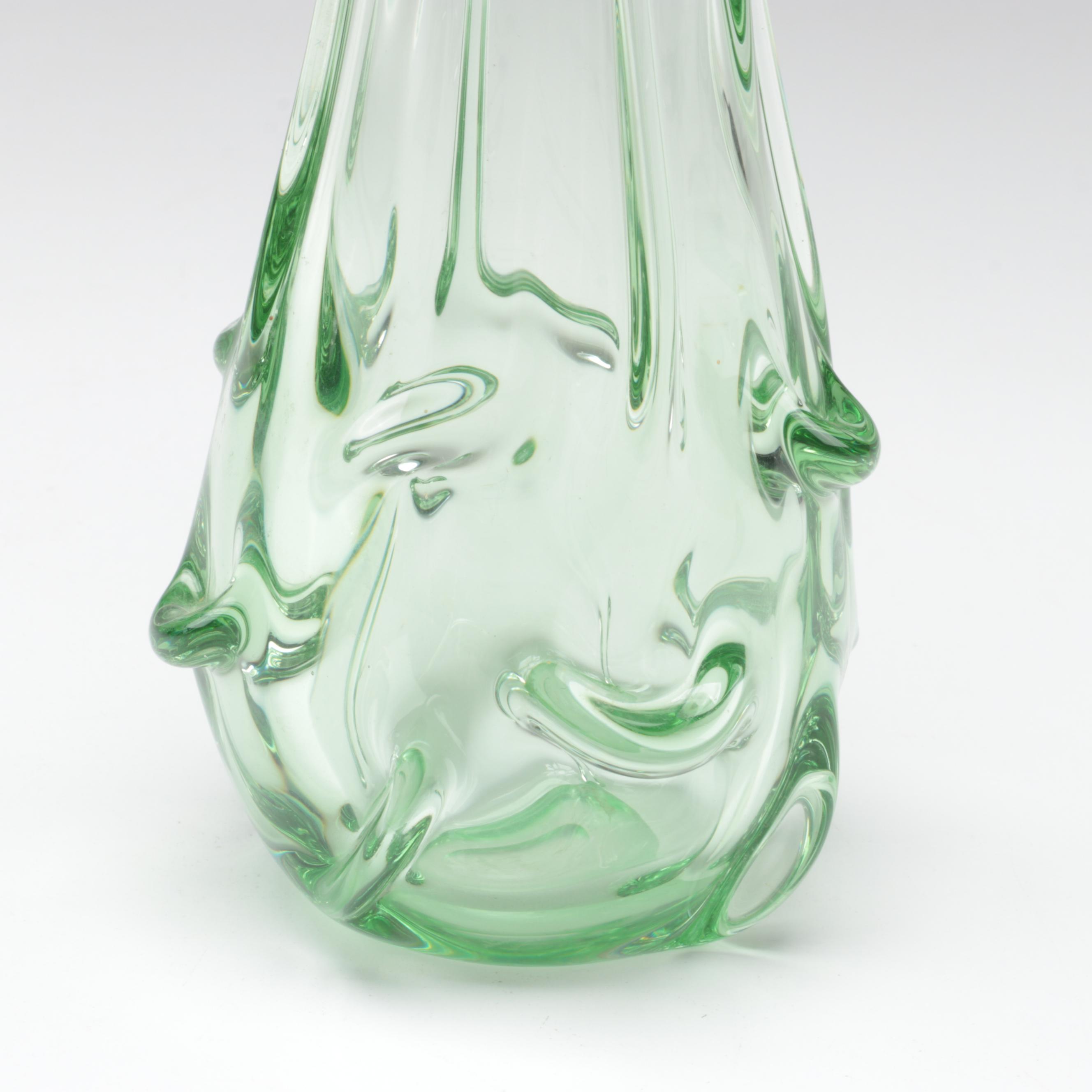 Dominick Labino Handblown Green Organic Form Studio Art Glass Vase, 1972