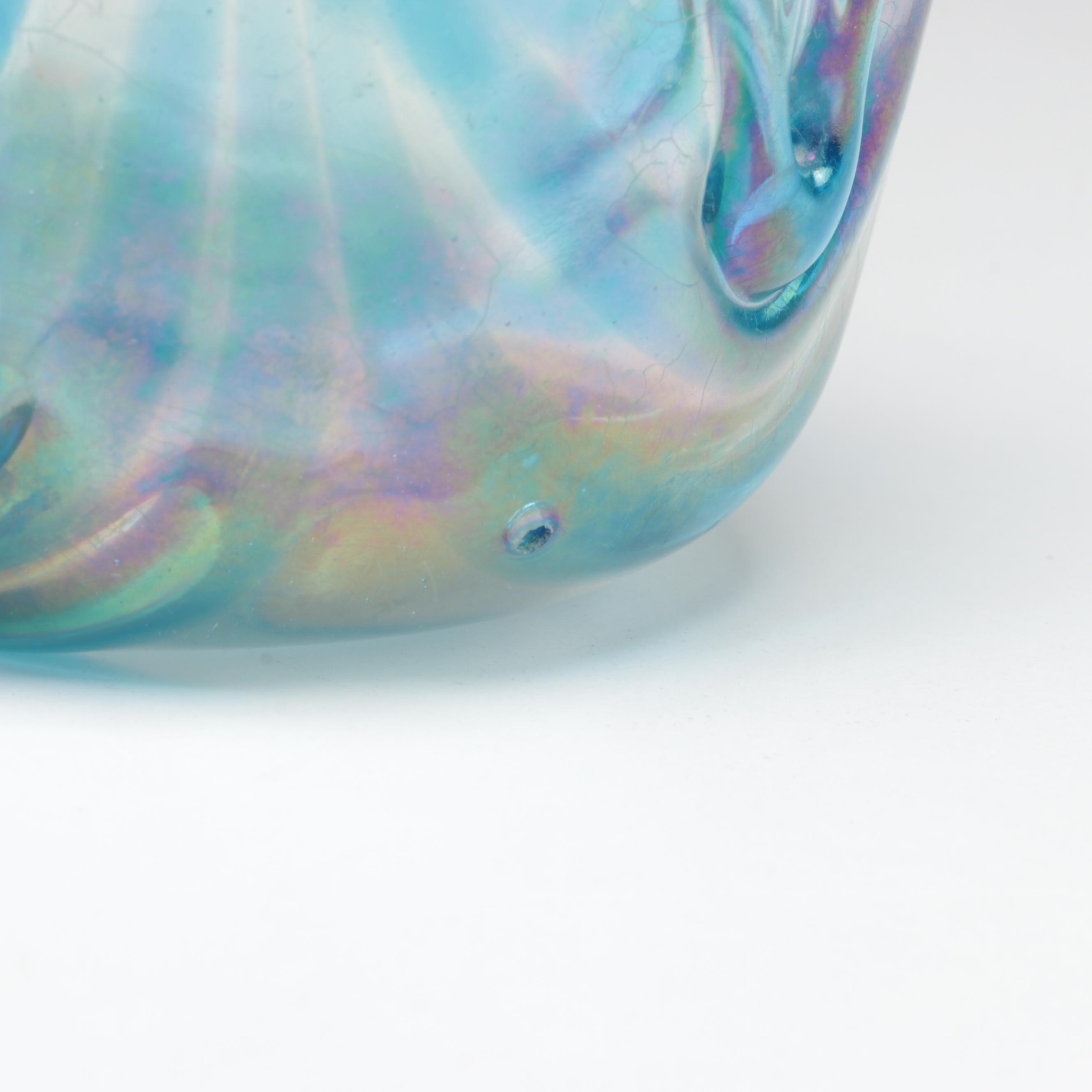 Dominick Labino Blown Blue Iridescent Feathered and Crackled Glass Vase, 1967