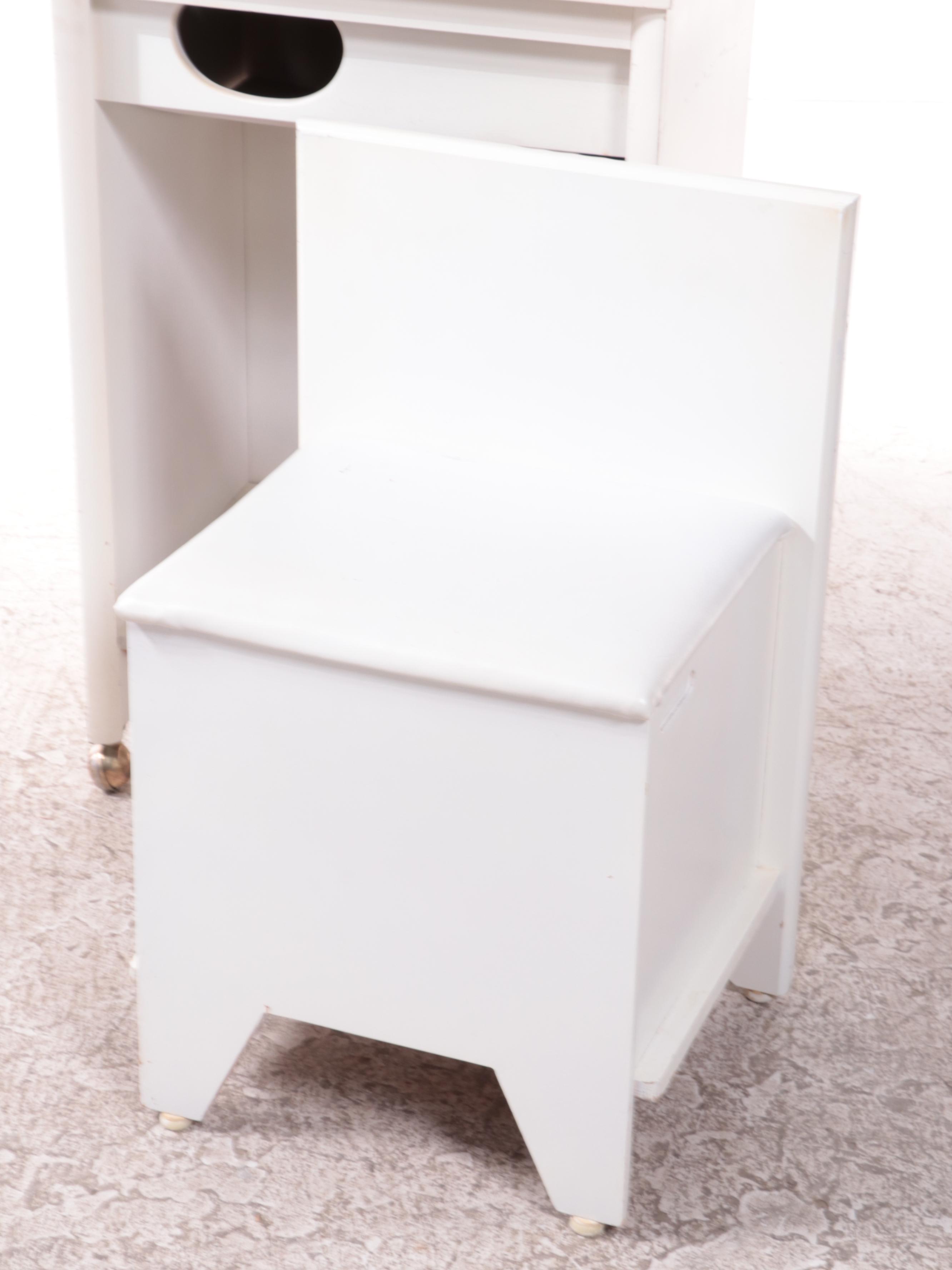 Riccar Model 7500 "Super-Stretch" Sewing Machine Cabinet