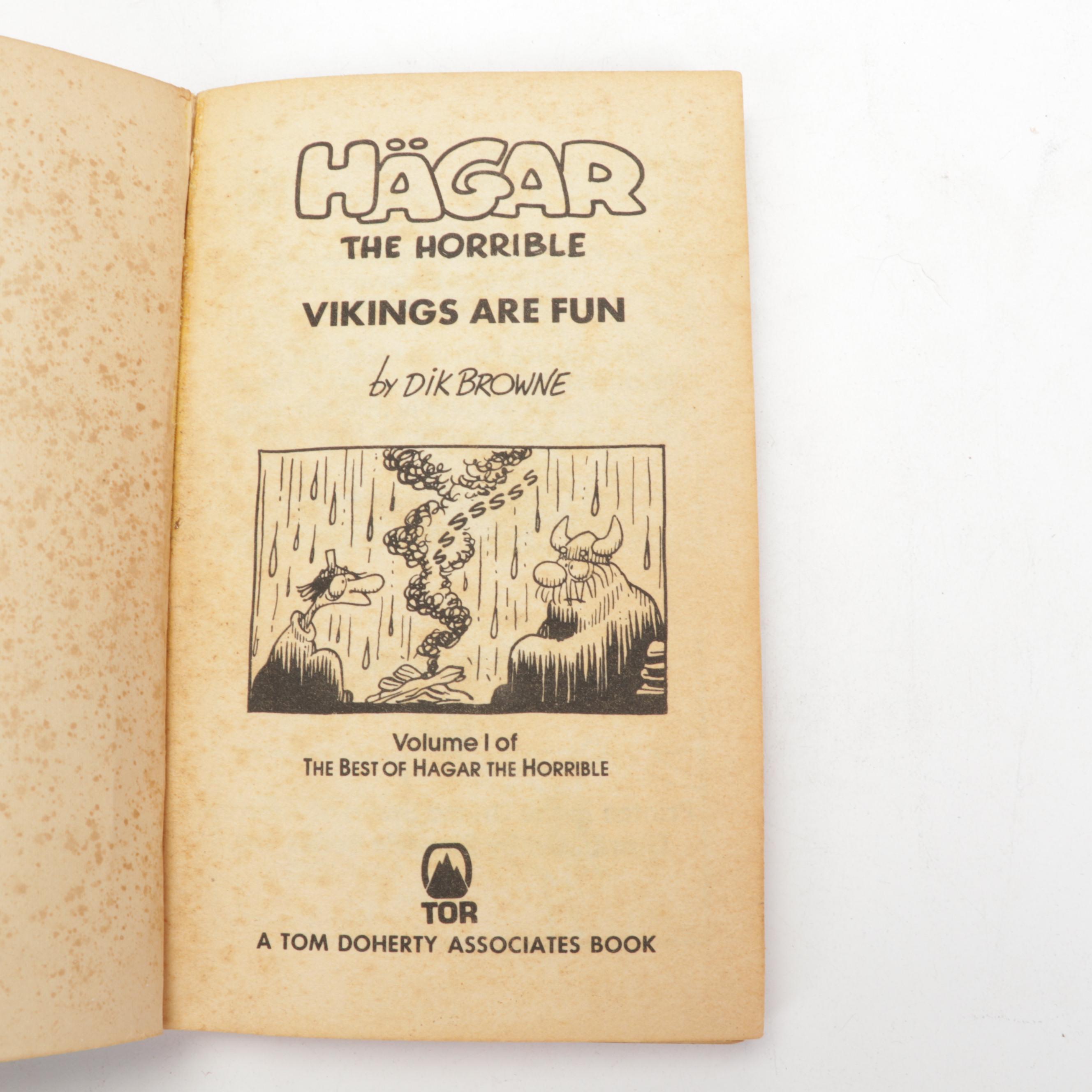 Sunday Funnies Pocket Books & Comics Feat. "Peanuts", "Dennis the Menace" & More